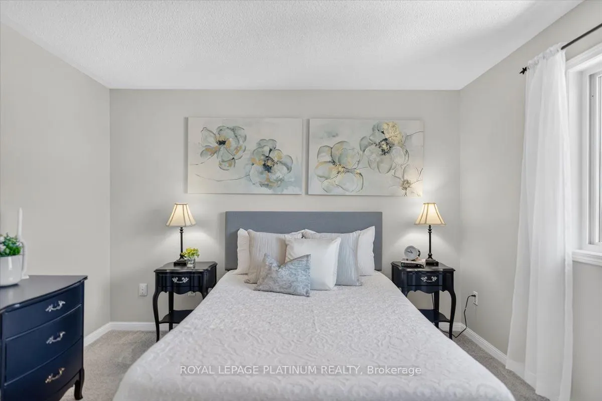 21 Vista Green Crescent