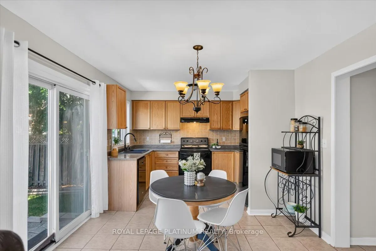 21 Vista Green Crescent