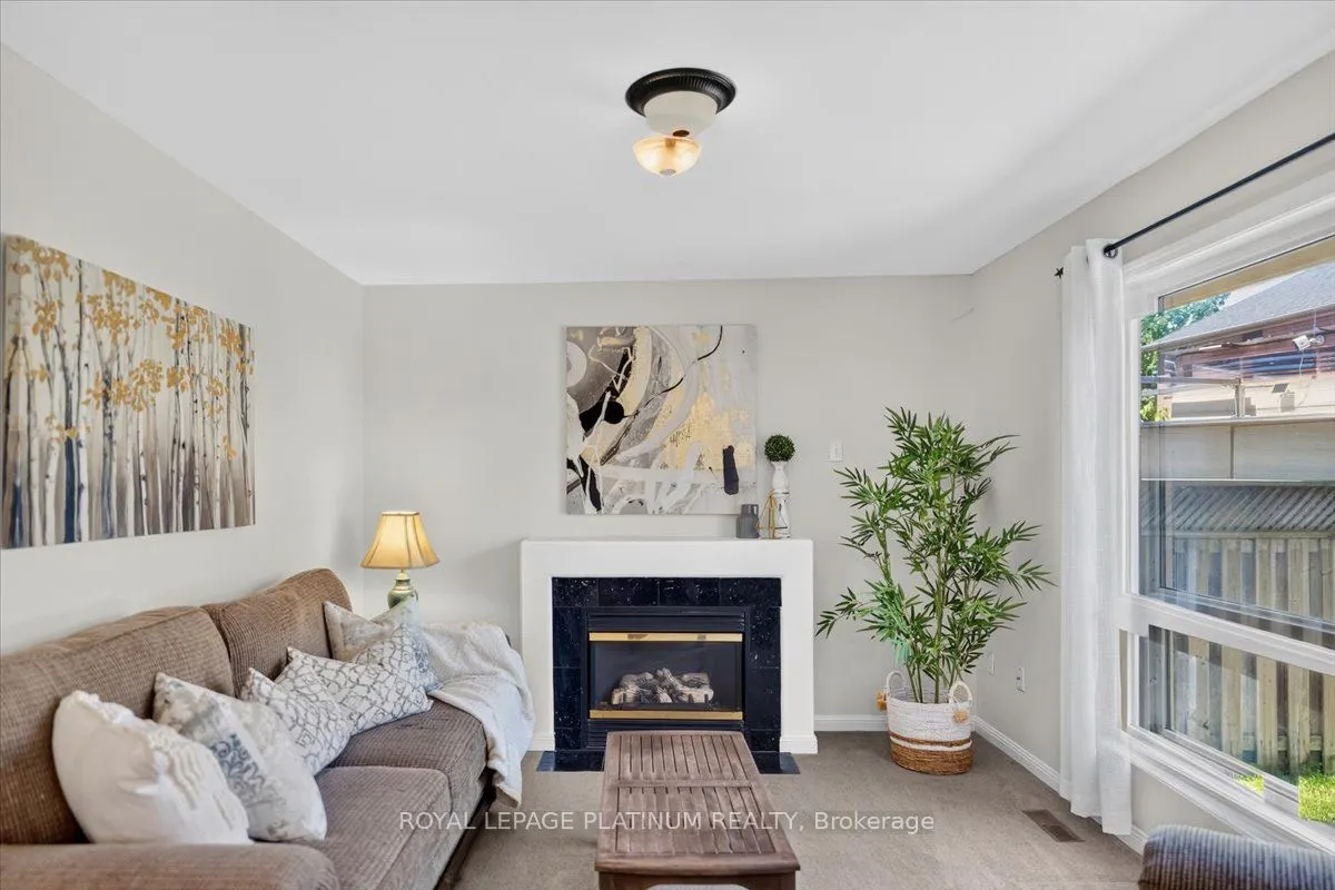 21 Vista Green Crescent