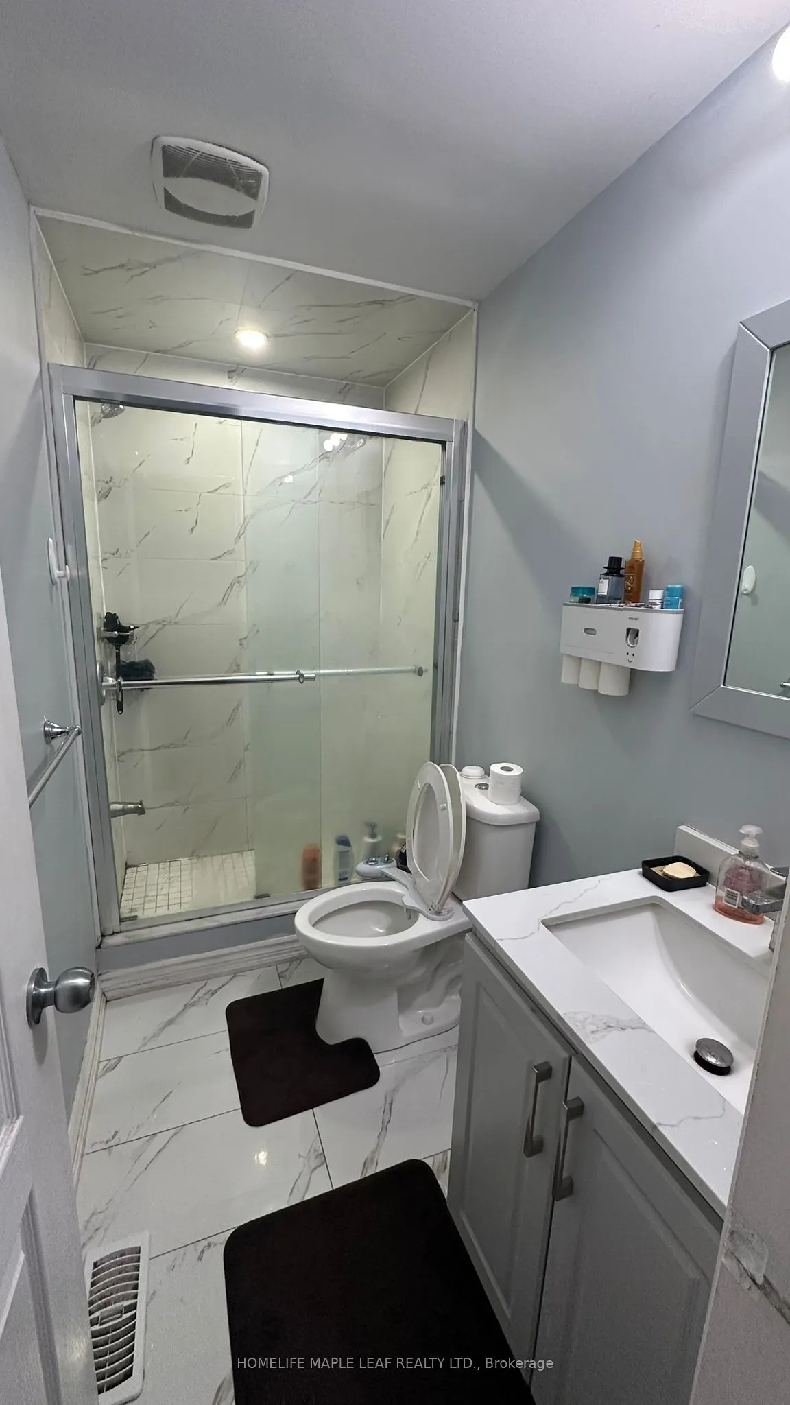 31 Newbridge Crescent #Main Floor