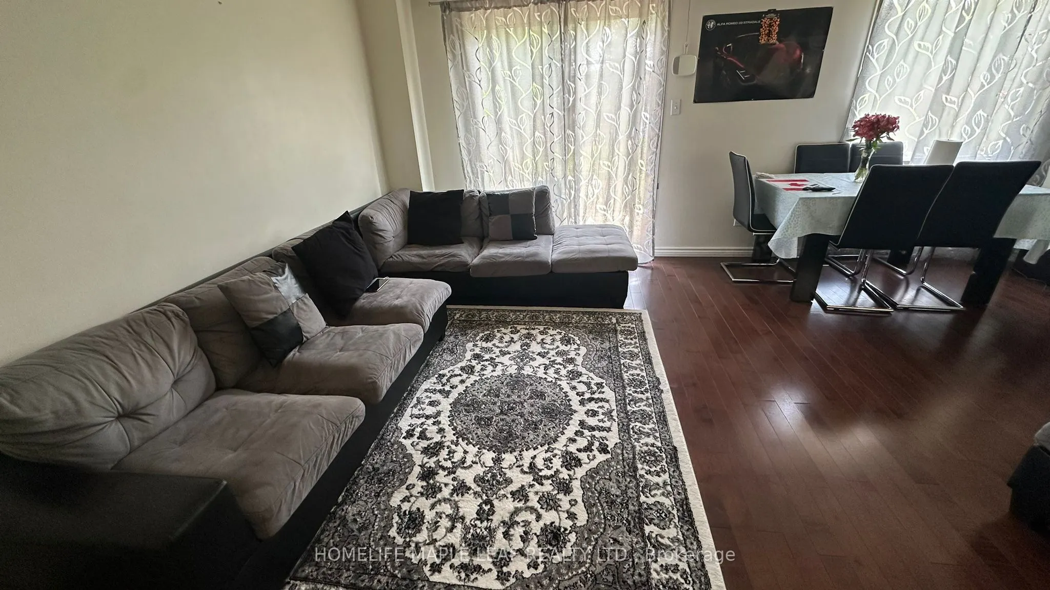 31 Newbridge Crescent #Main Floor