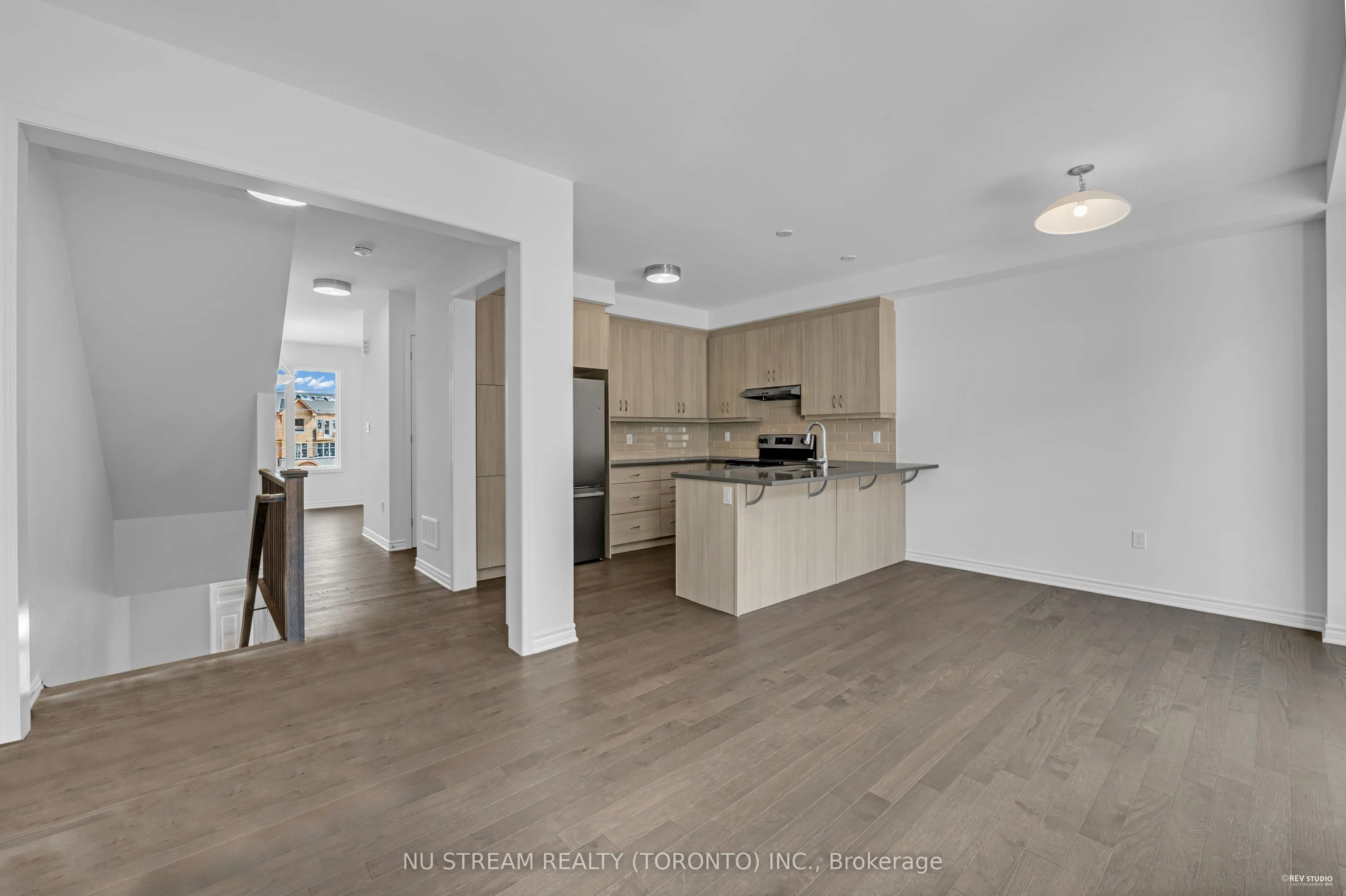 3034 Merrick Road