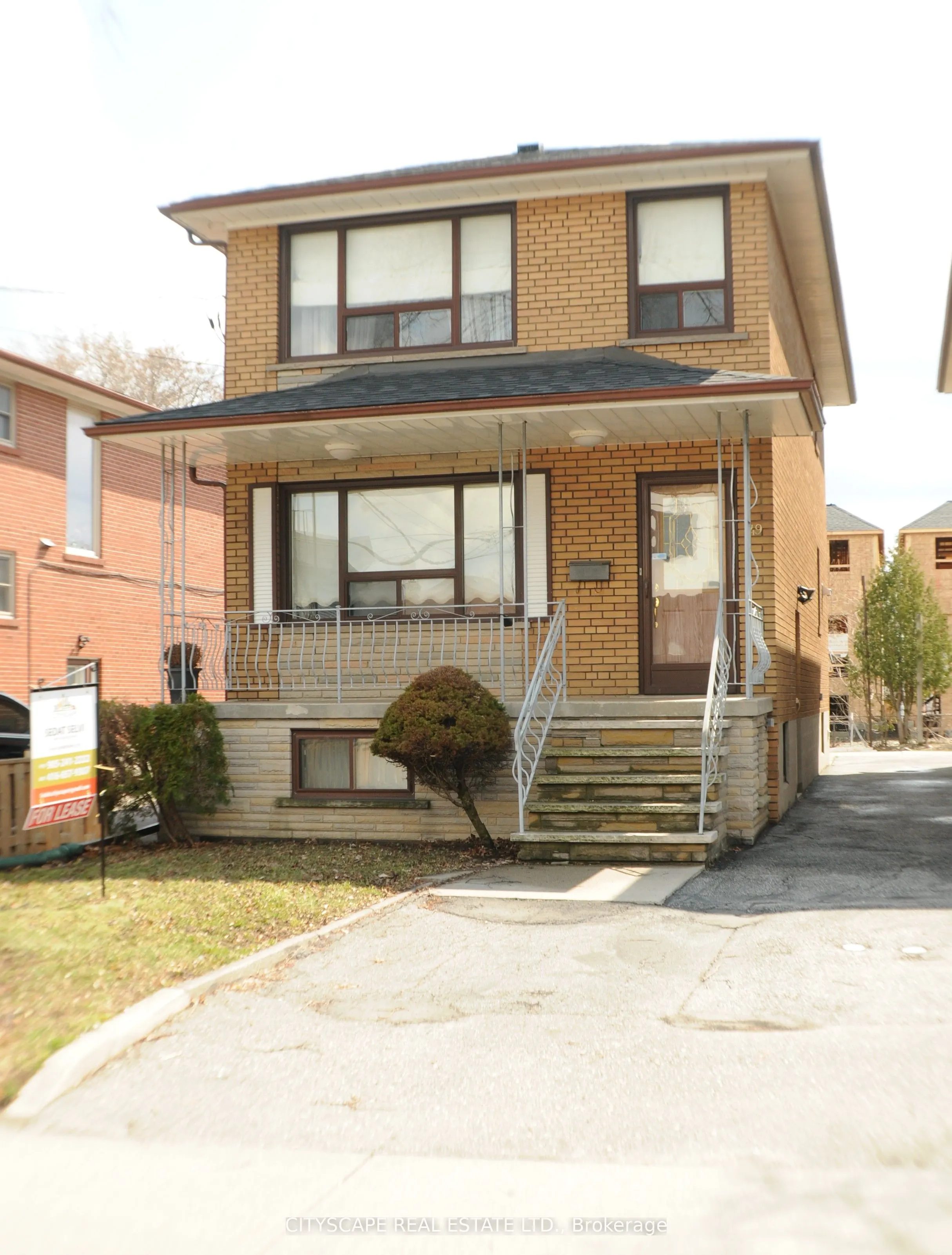 49 Algoma Street #Upper floor