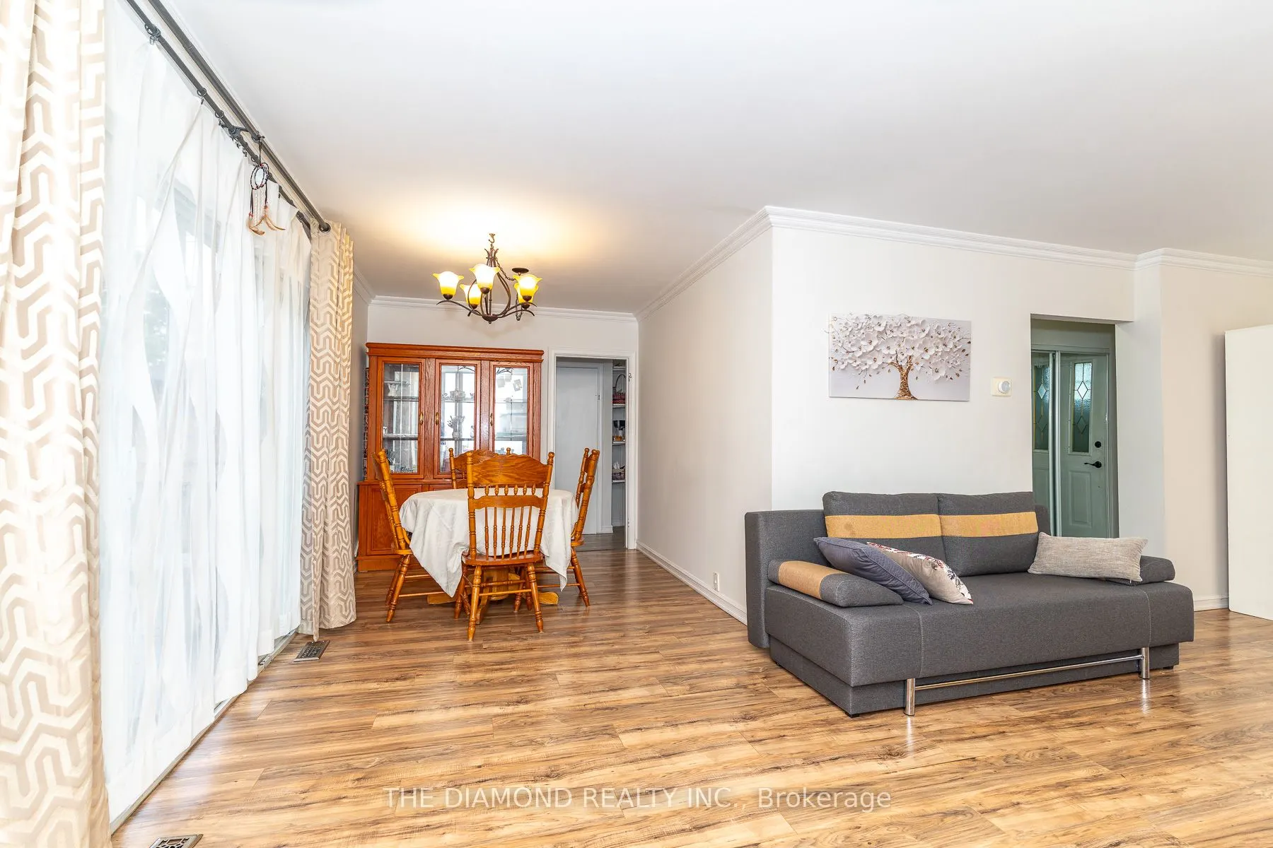 75 Glen Agar Drive