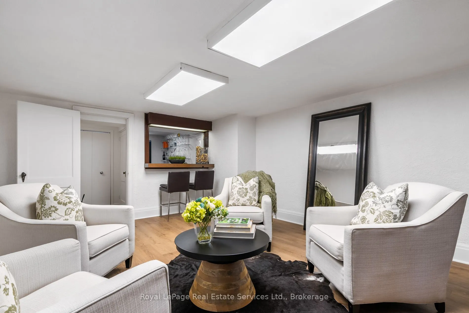 28 Thompson Avenue