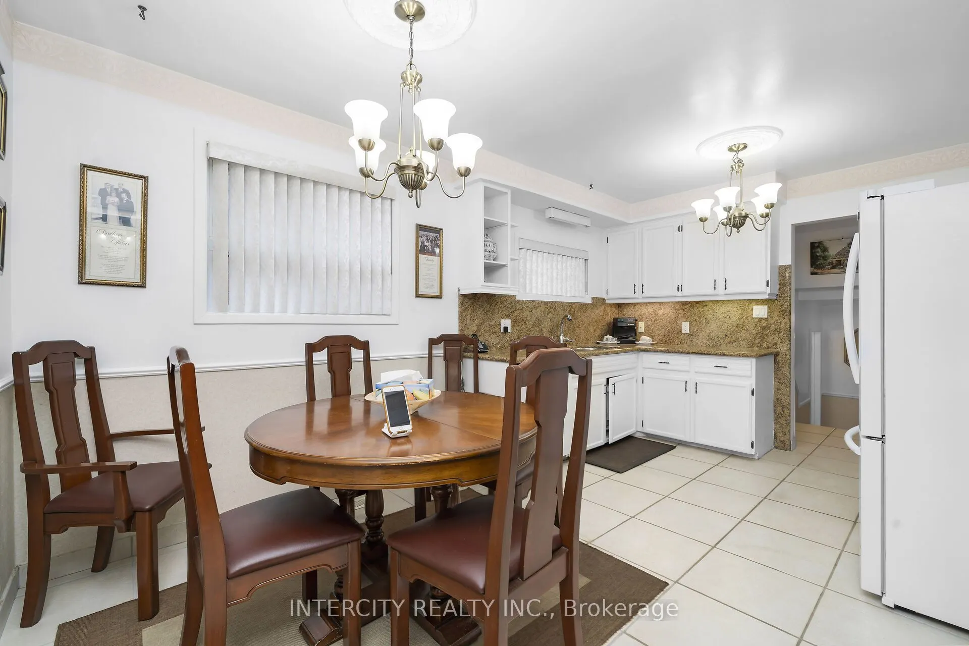 7279 Vernor Drive