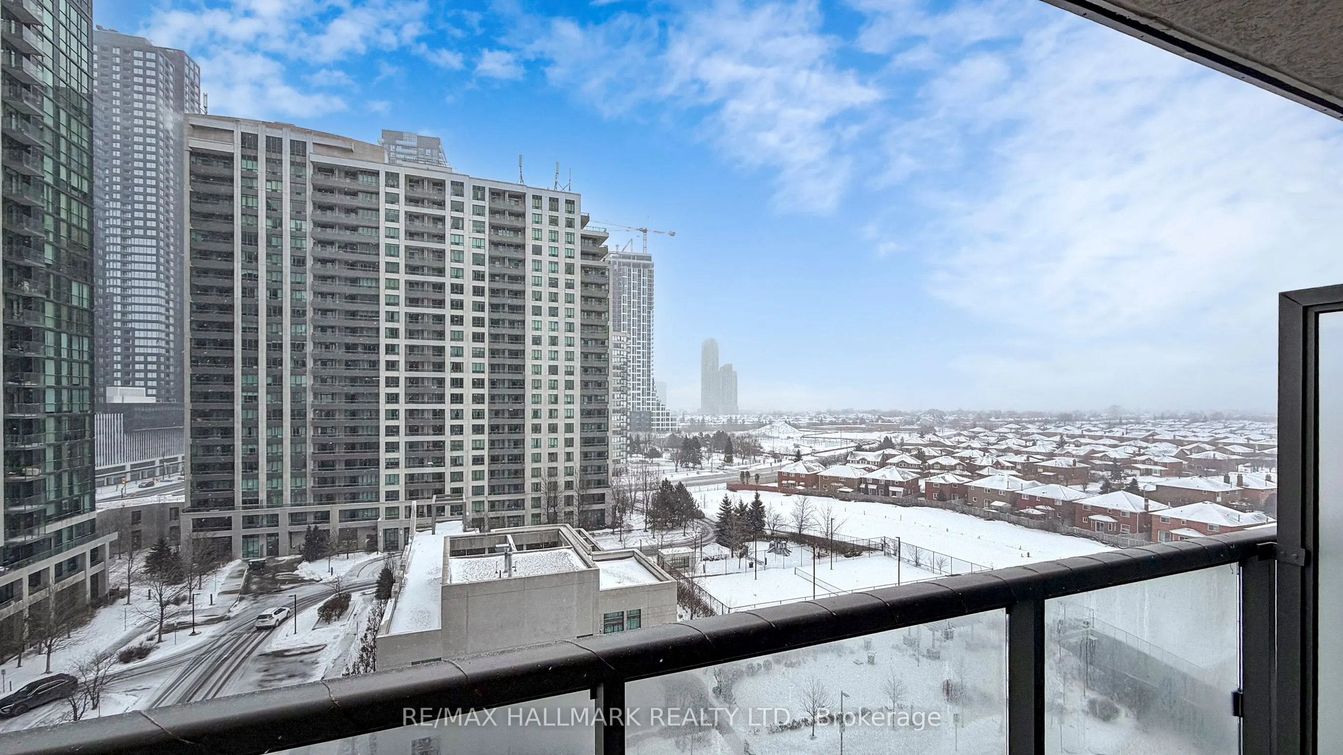 349 Rathburn Road W #910