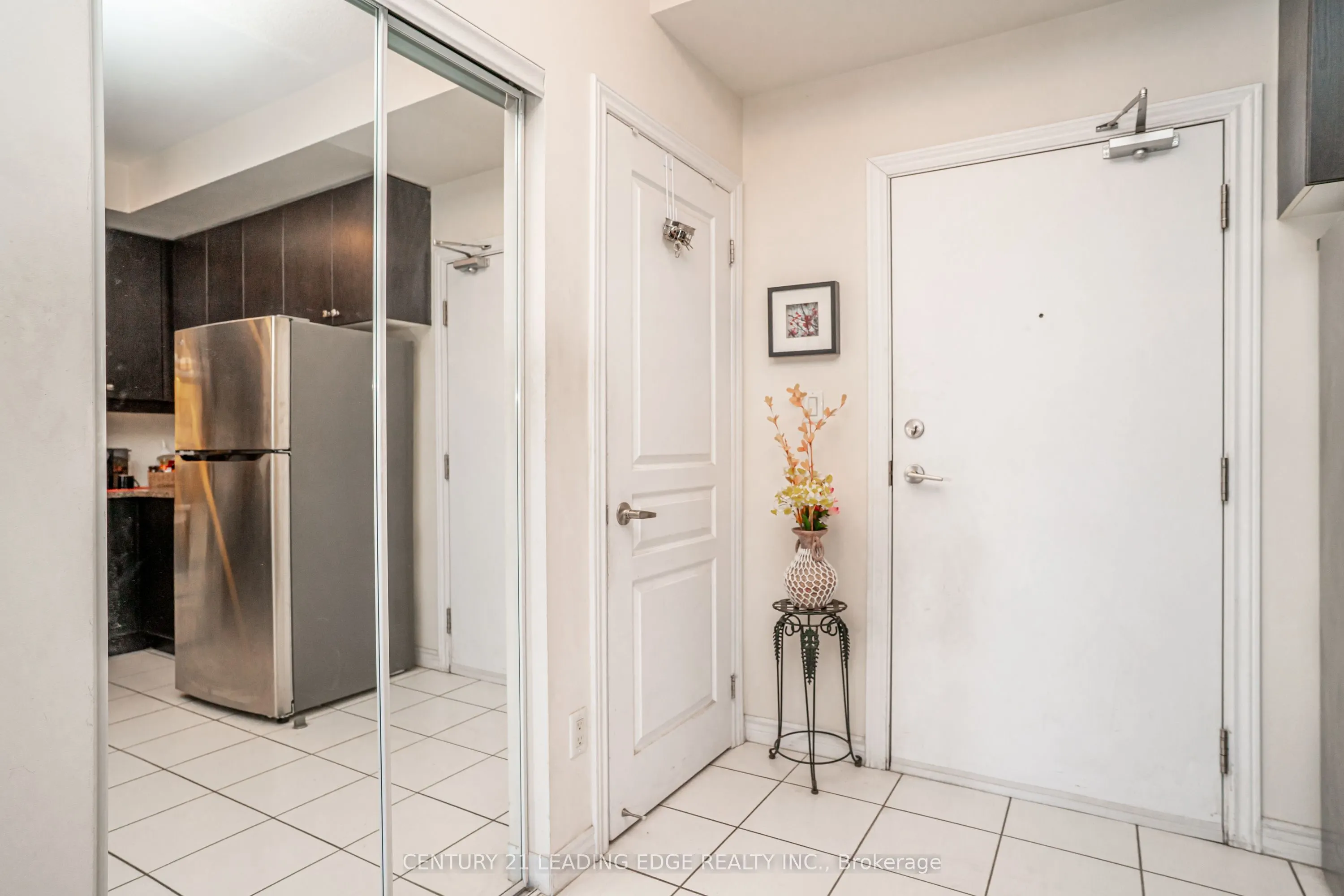 570 Lolita Gardens #421