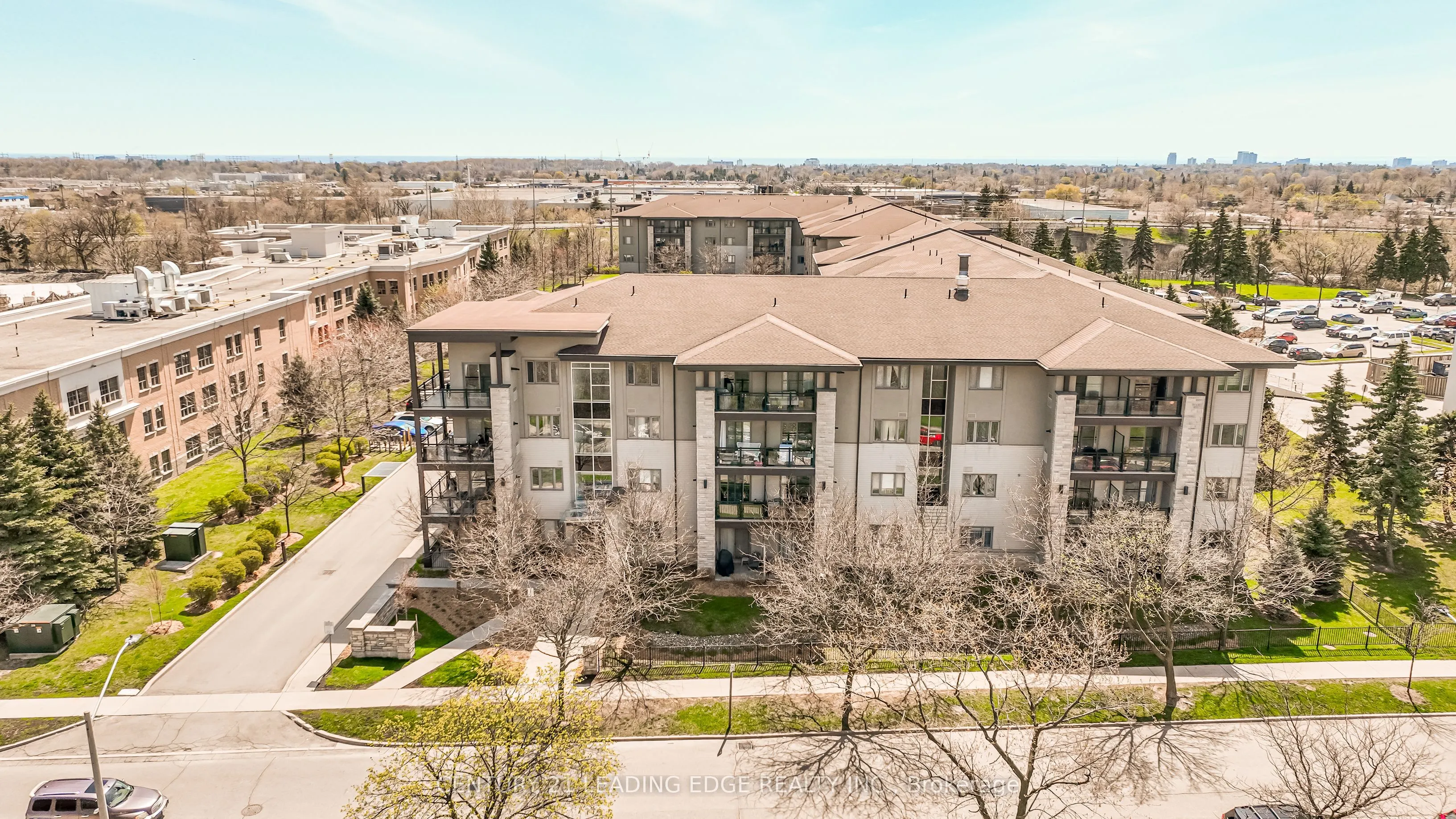 570 Lolita Gardens #421