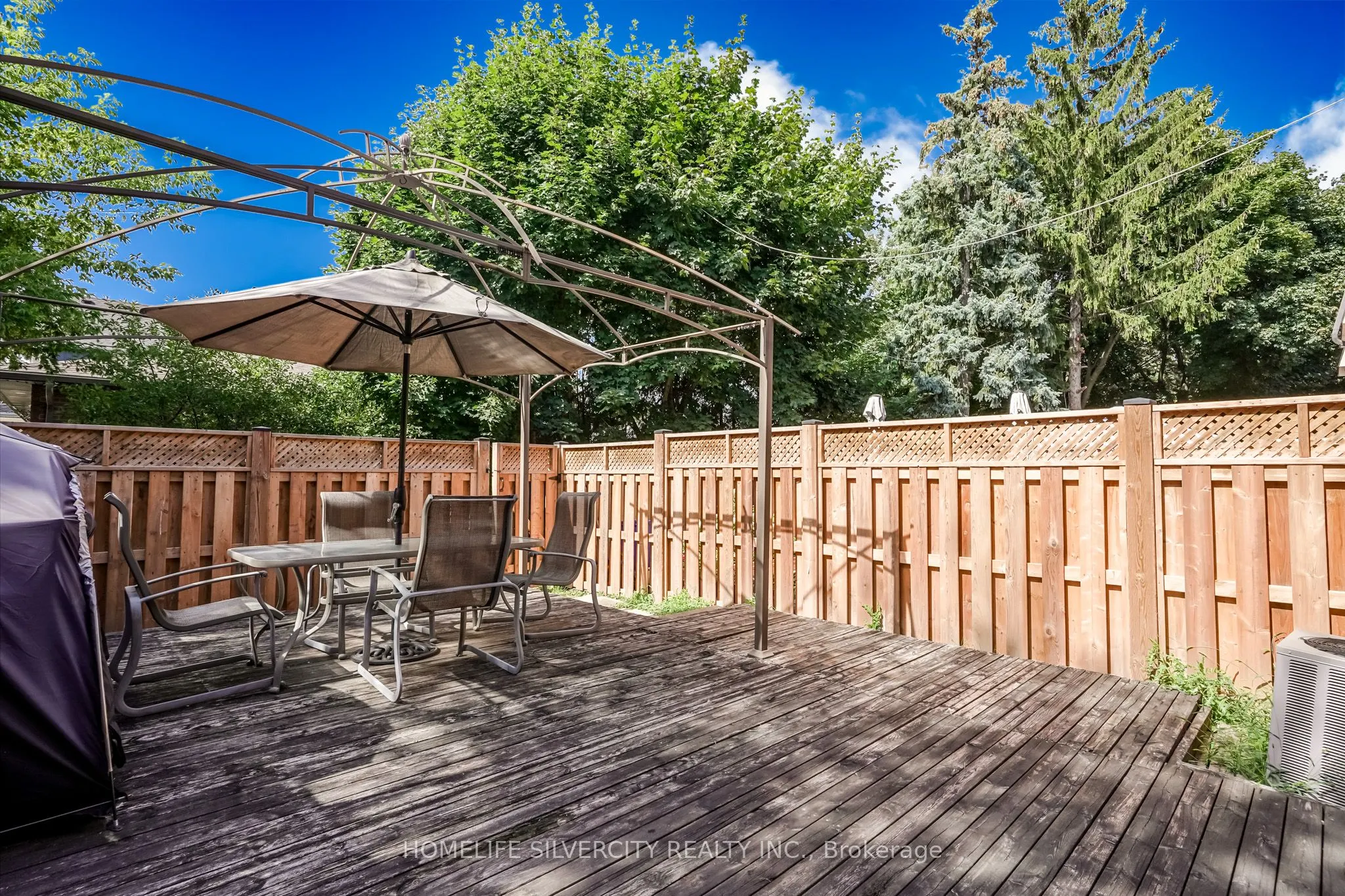 235 Bronte Street S #57