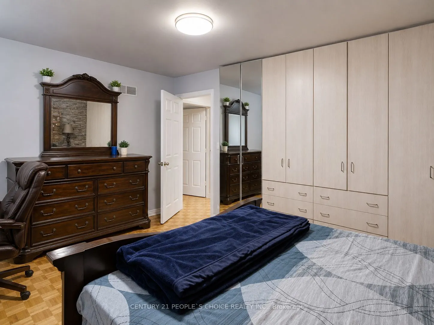 103 Whitchurch Mews