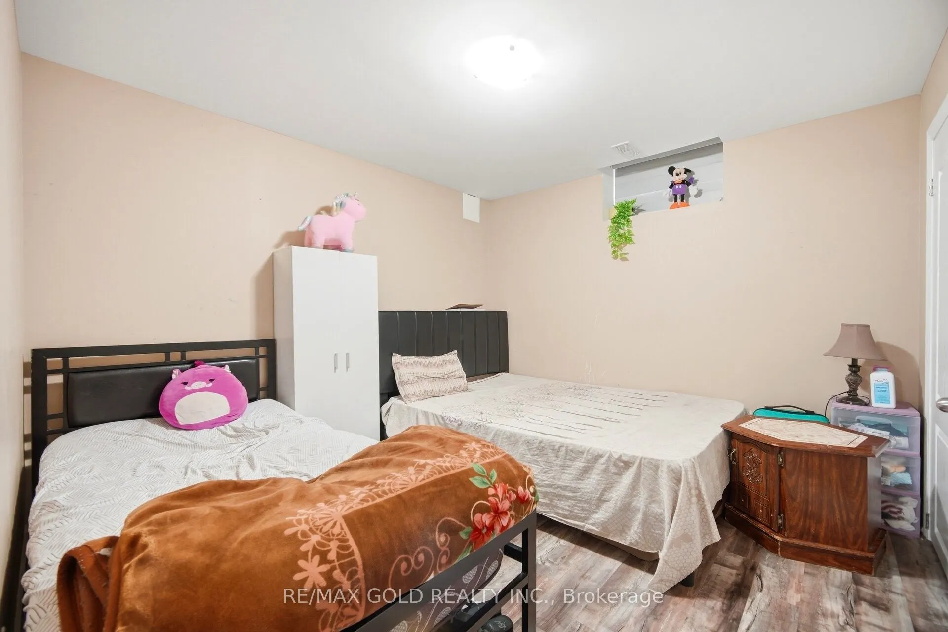 49 Squire Ellis Drive