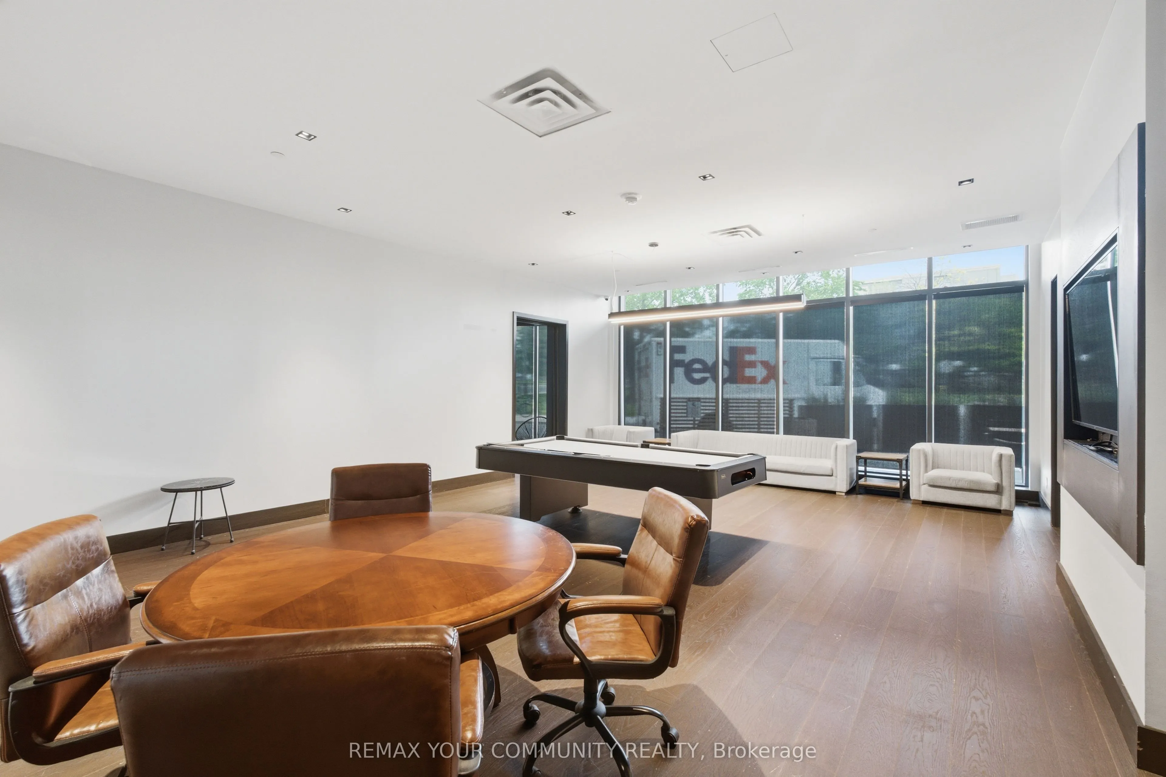 1461 Lawrence Avenue #1504