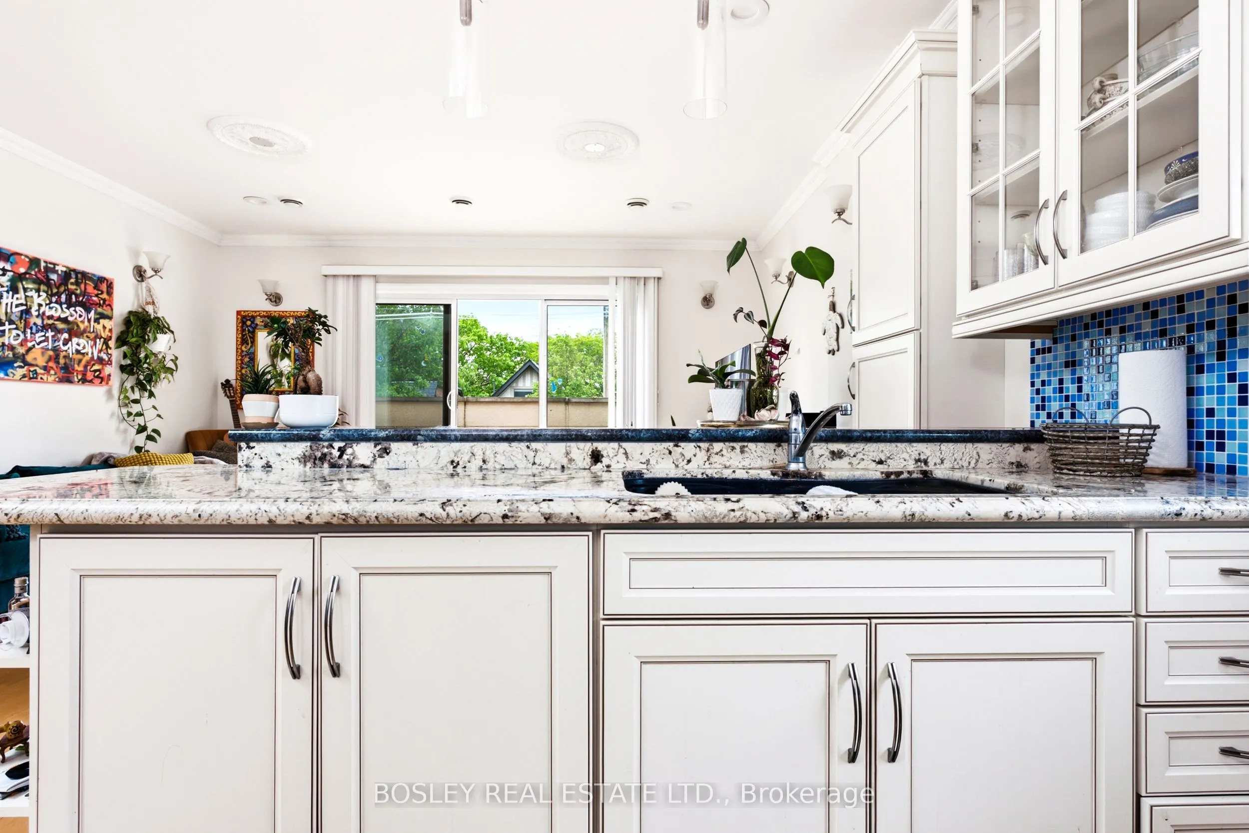 115 Roncesvalles Avenue #3