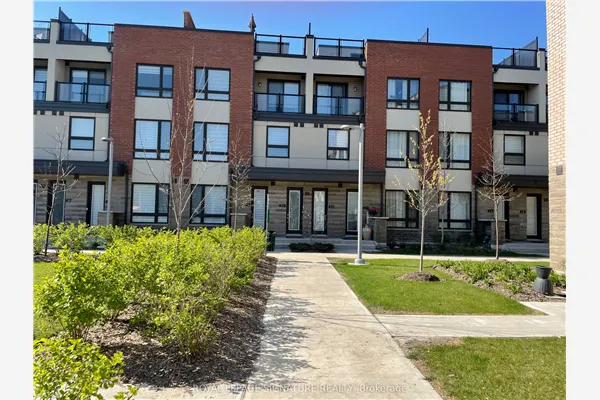 20 WoodStream Drive #11