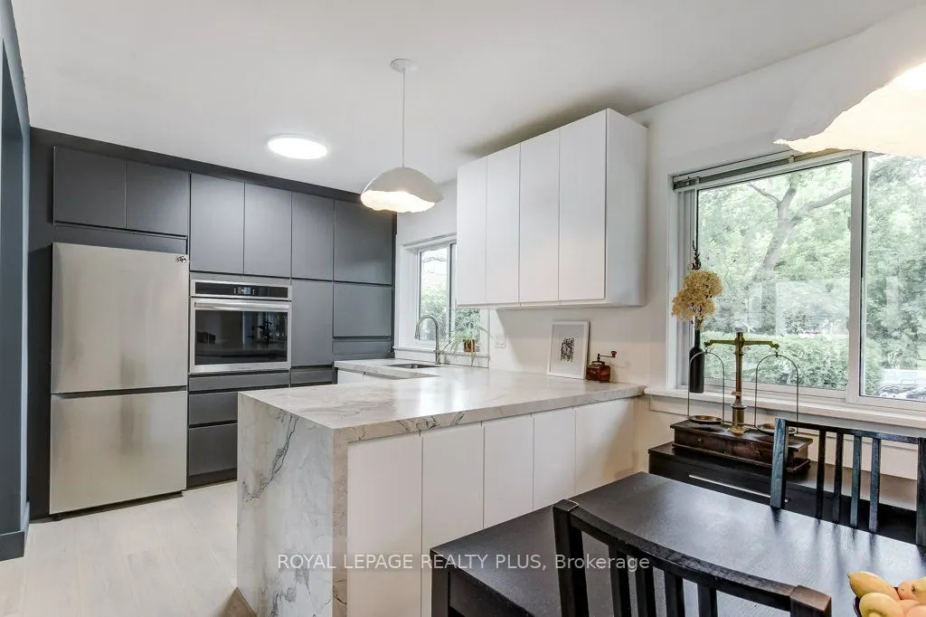 5322 Windermere Drive