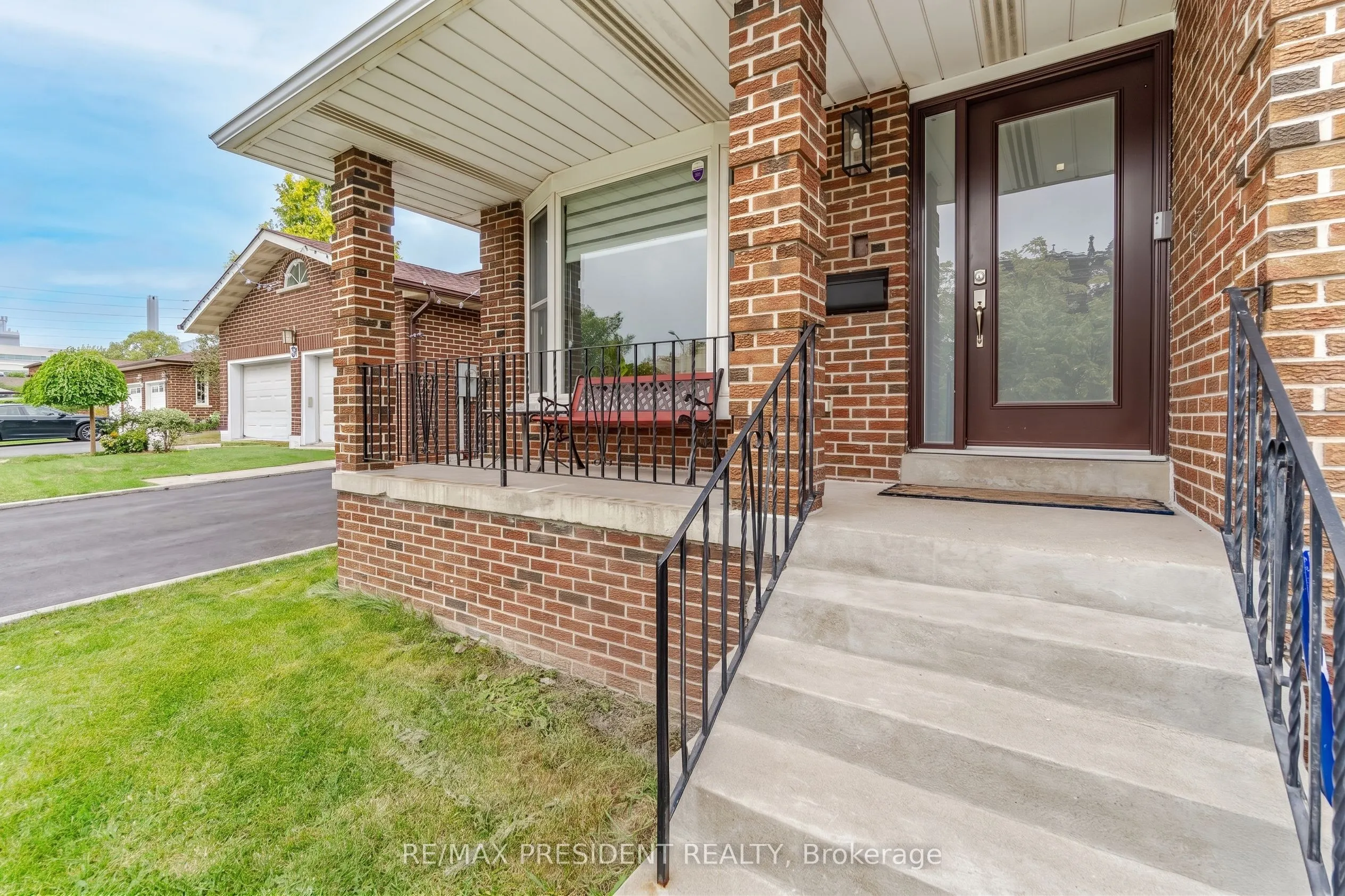 13 Tarquini Crescent