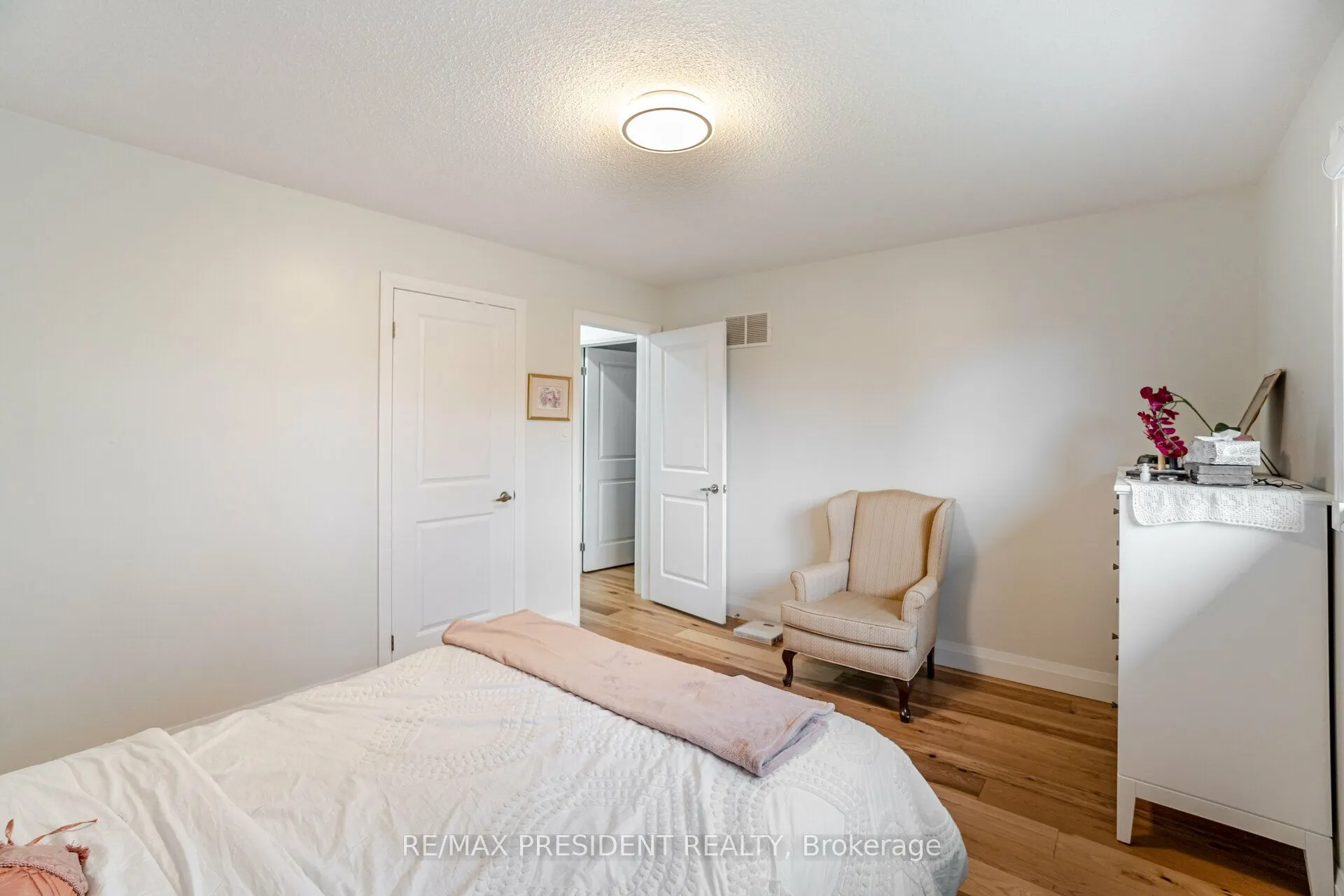13 Tarquini Crescent