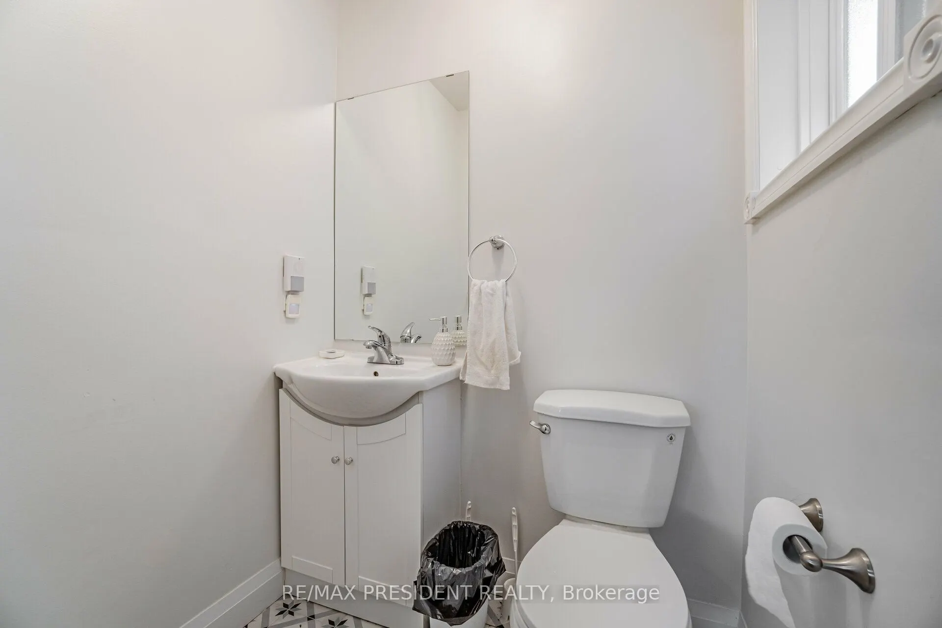 13 Tarquini Crescent