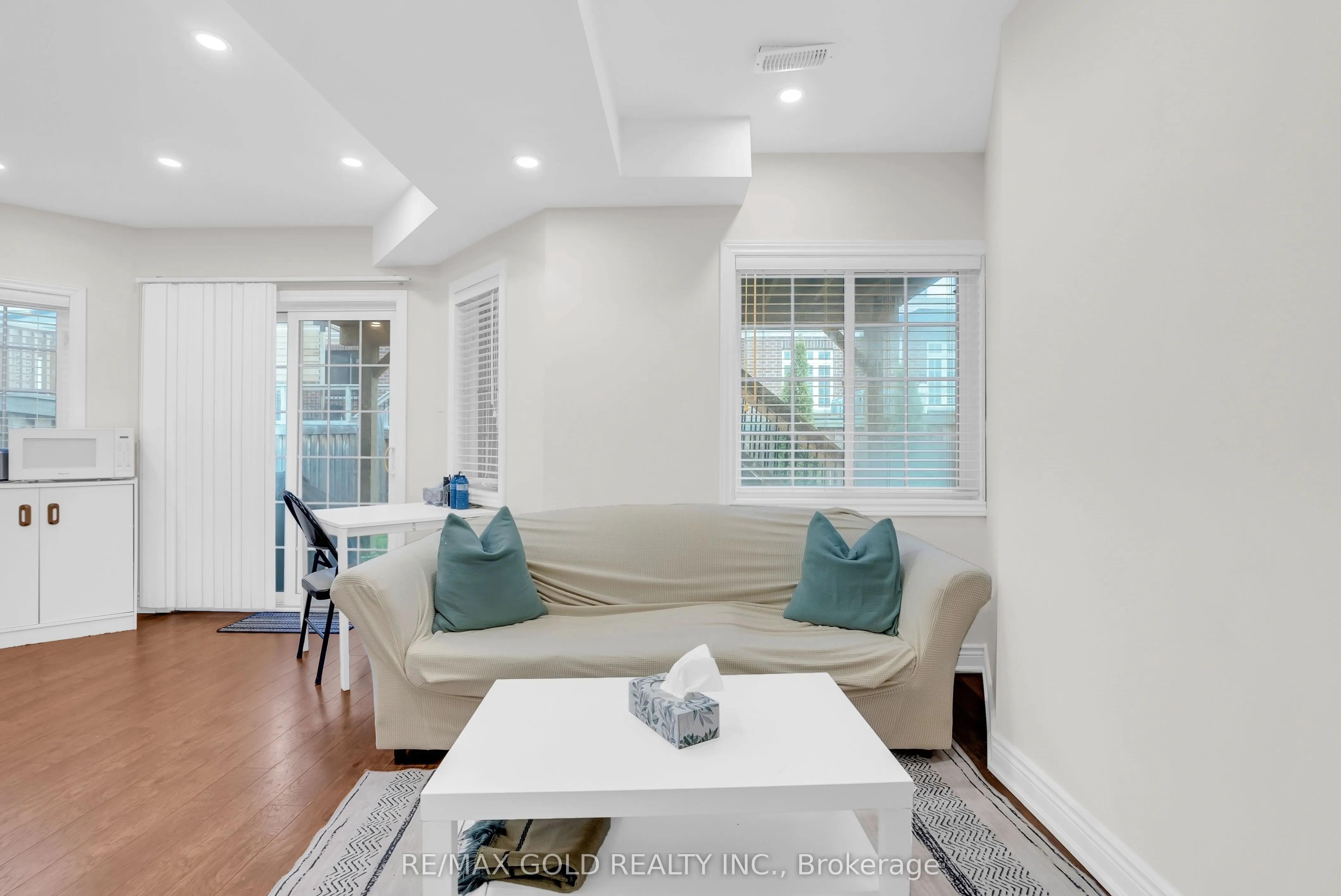 569 Miller Way