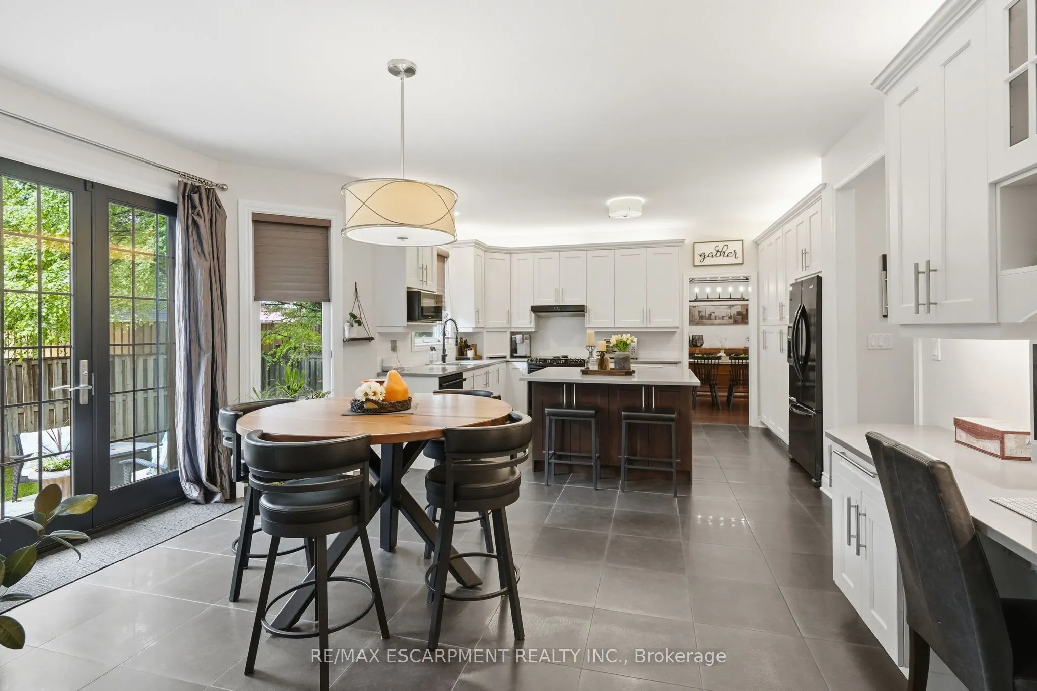 5347 Jameson Crescent