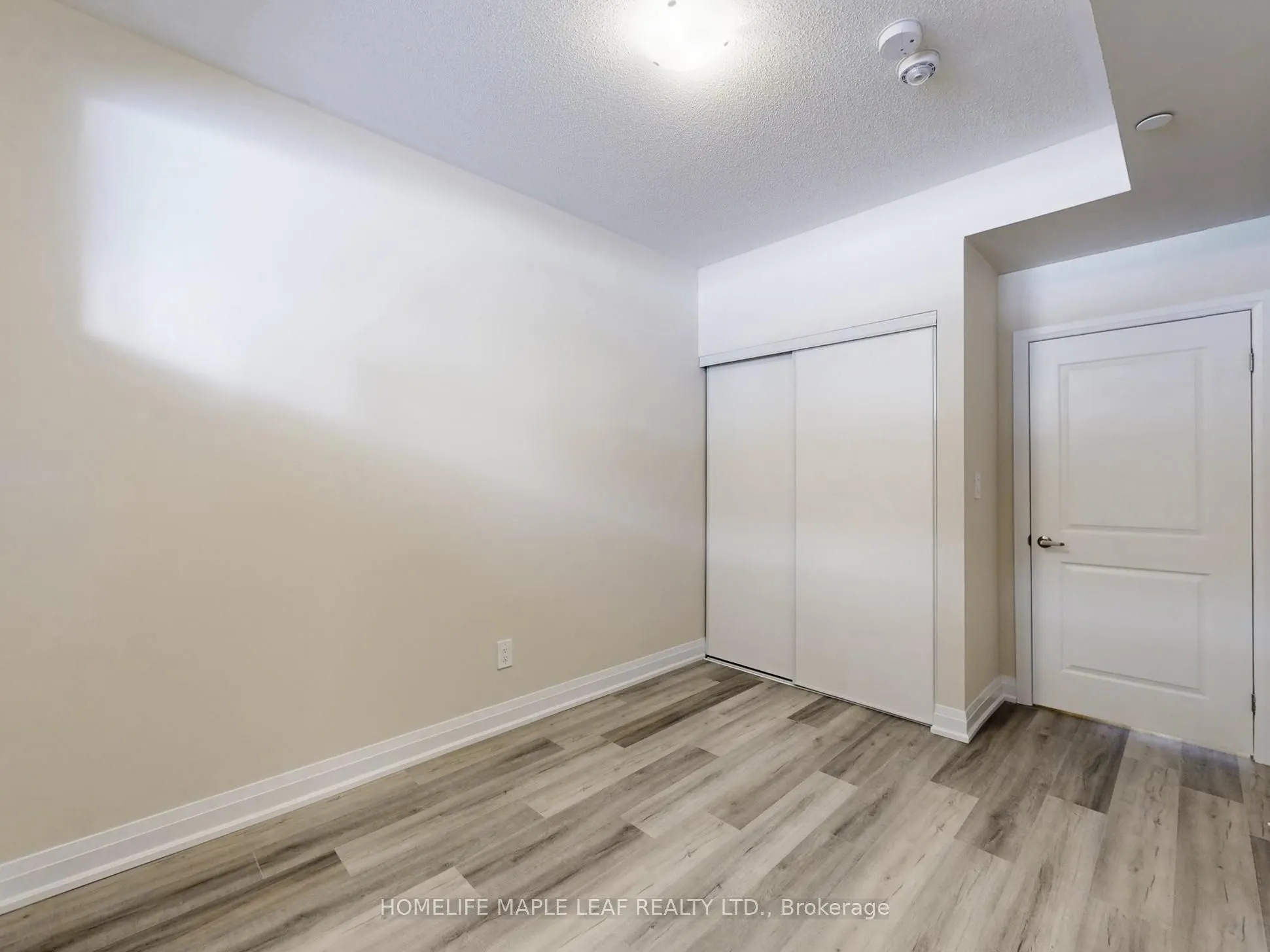 1569 Rose Way #124
