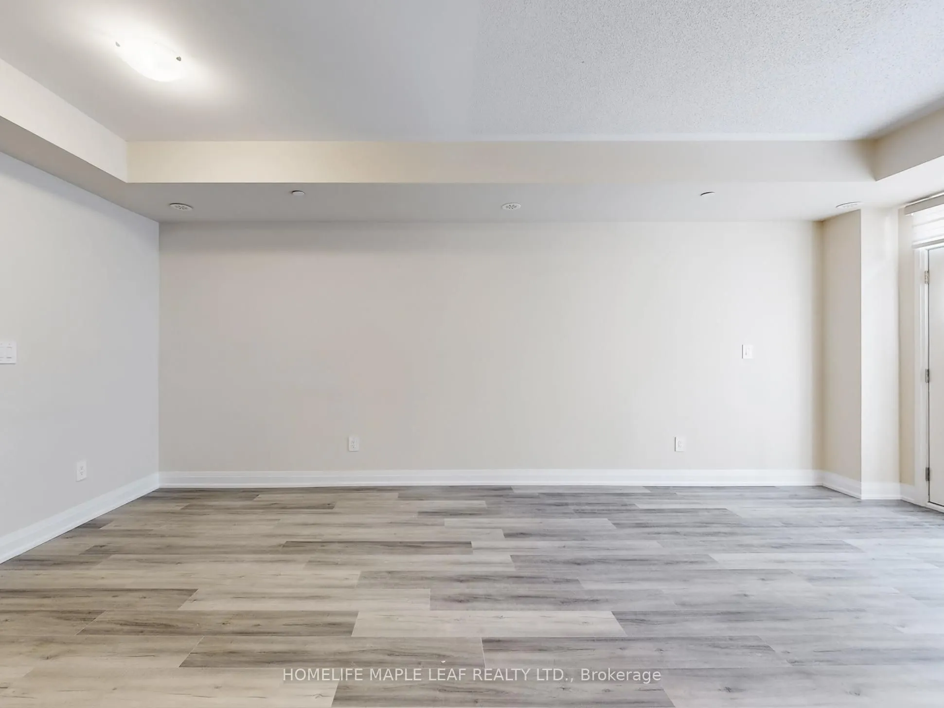 1569 Rose Way #124