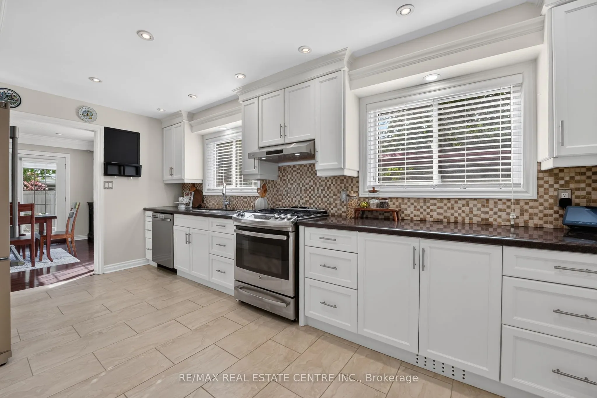 403 Isabella Avenue