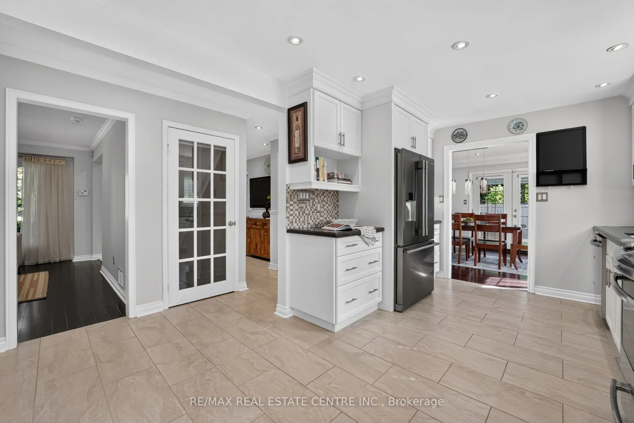 403 Isabella Avenue