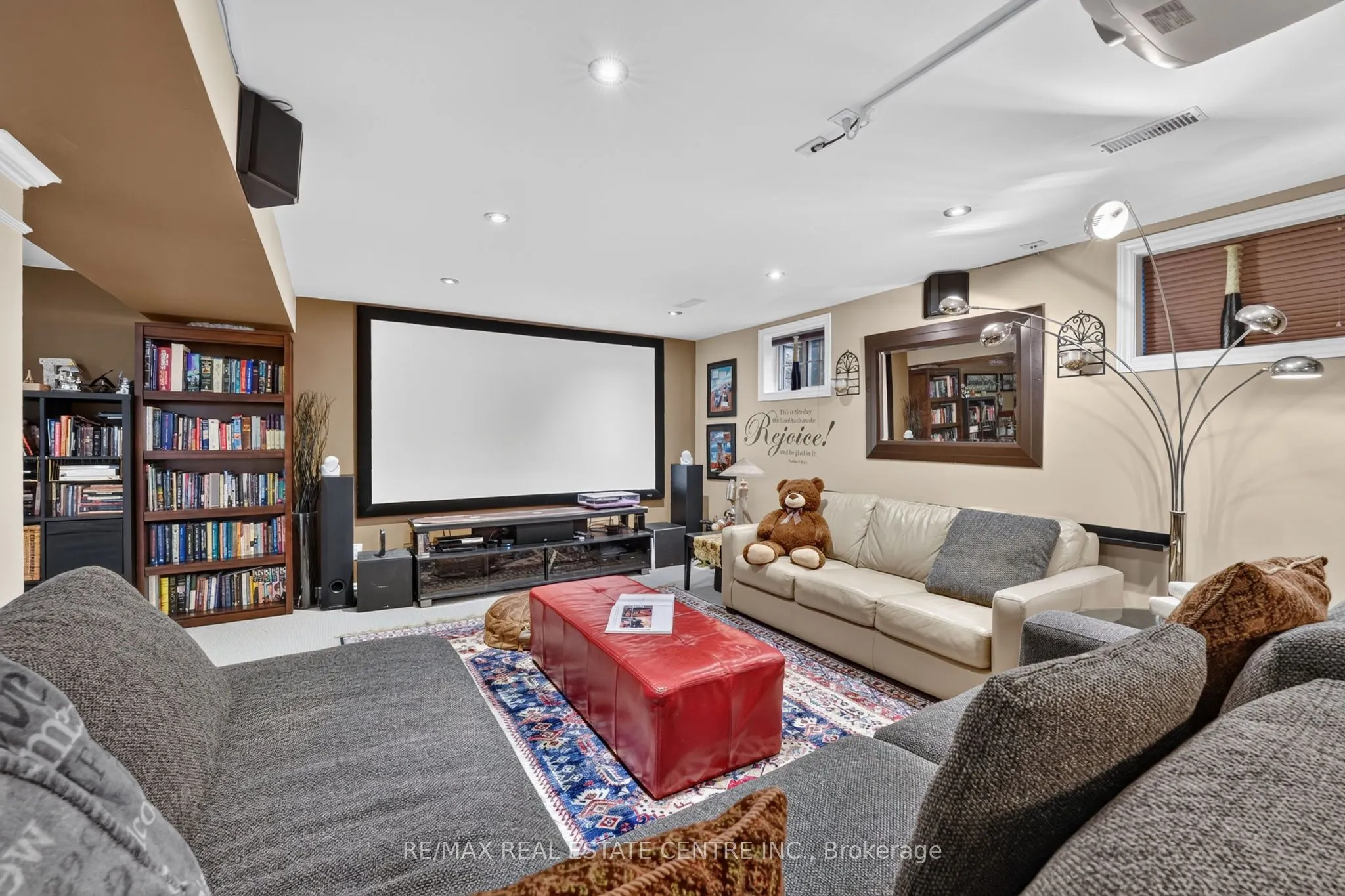 403 Isabella Avenue