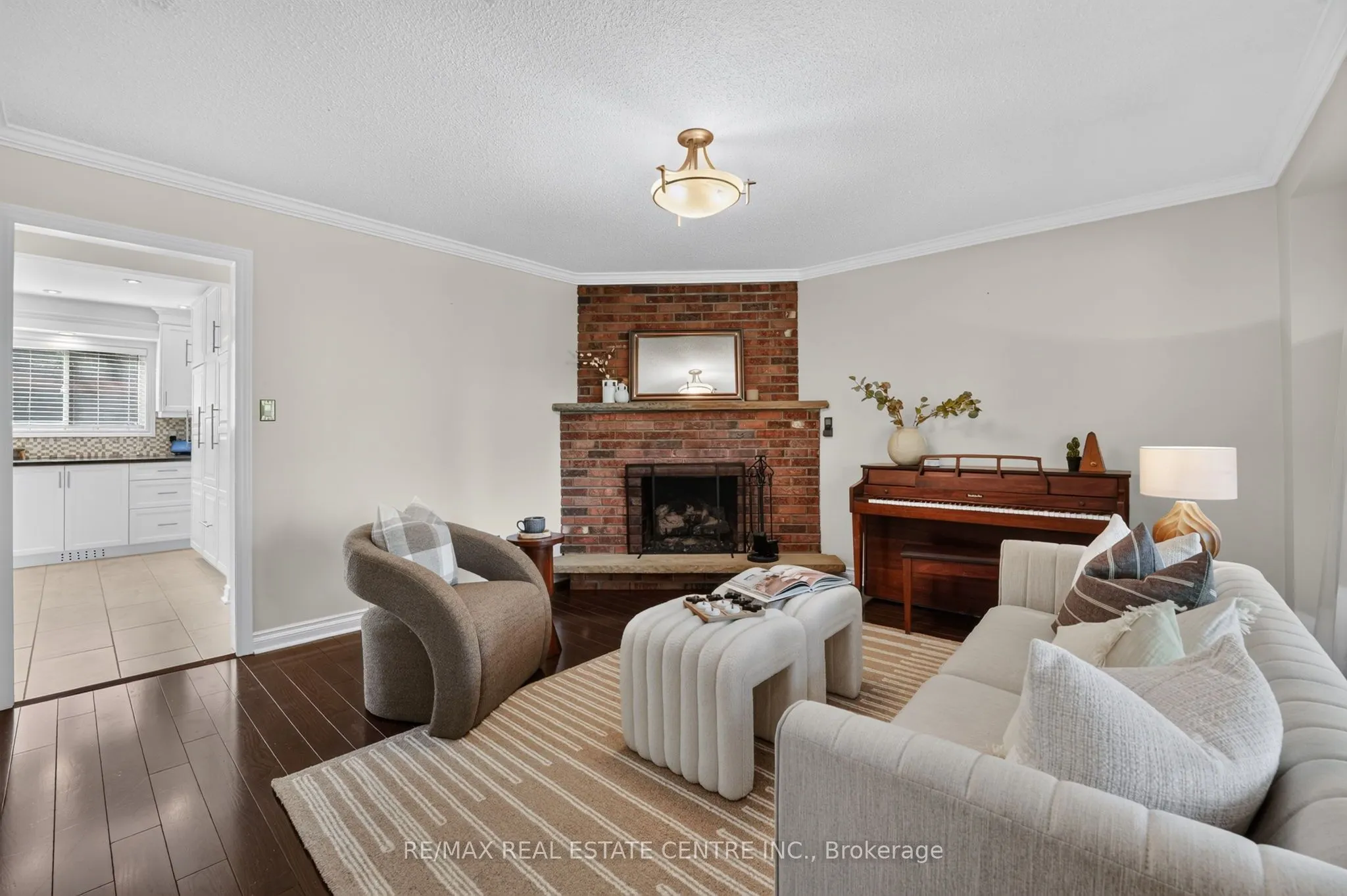 403 Isabella Avenue