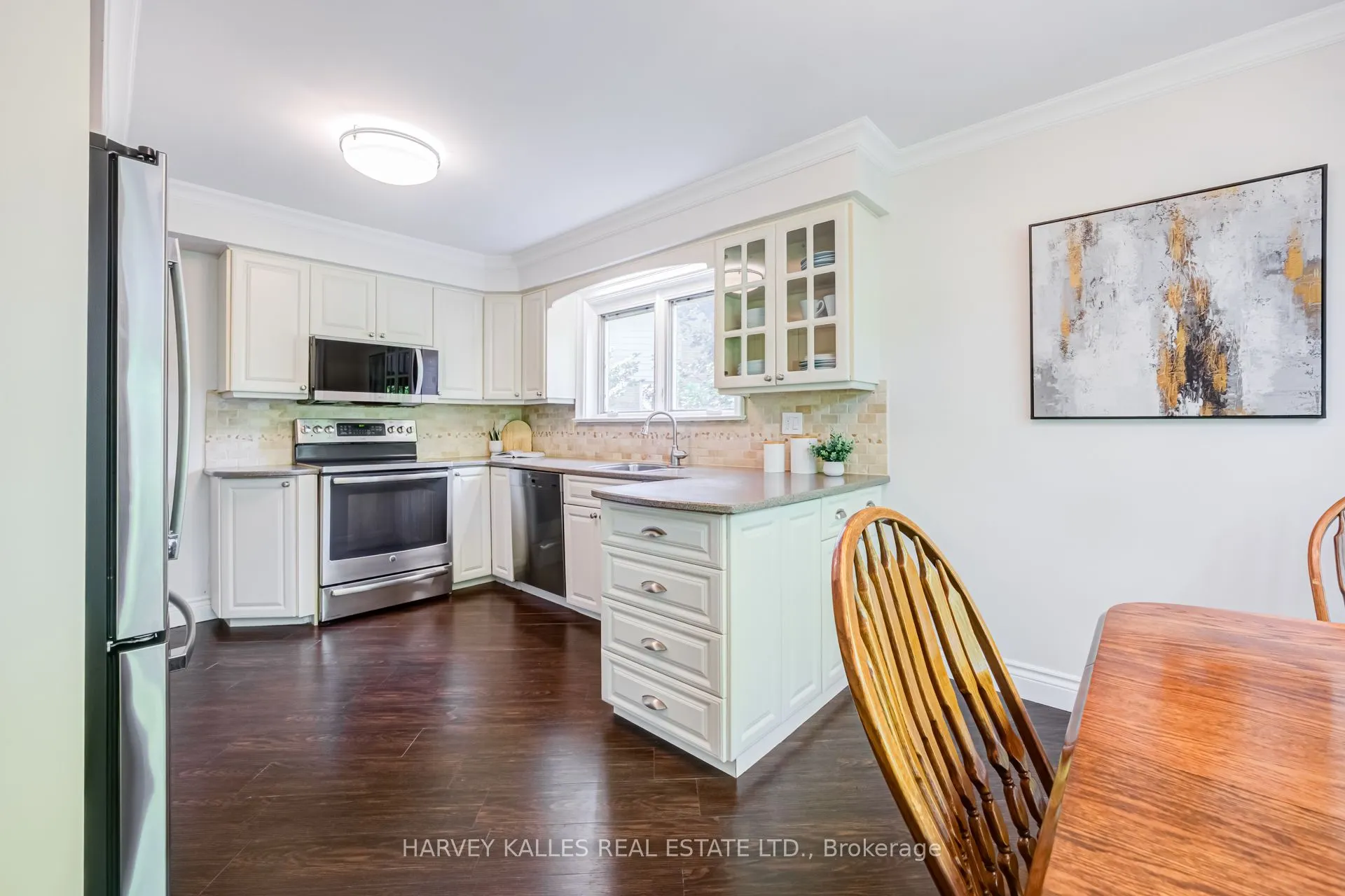 19 Ridgegate Crescent