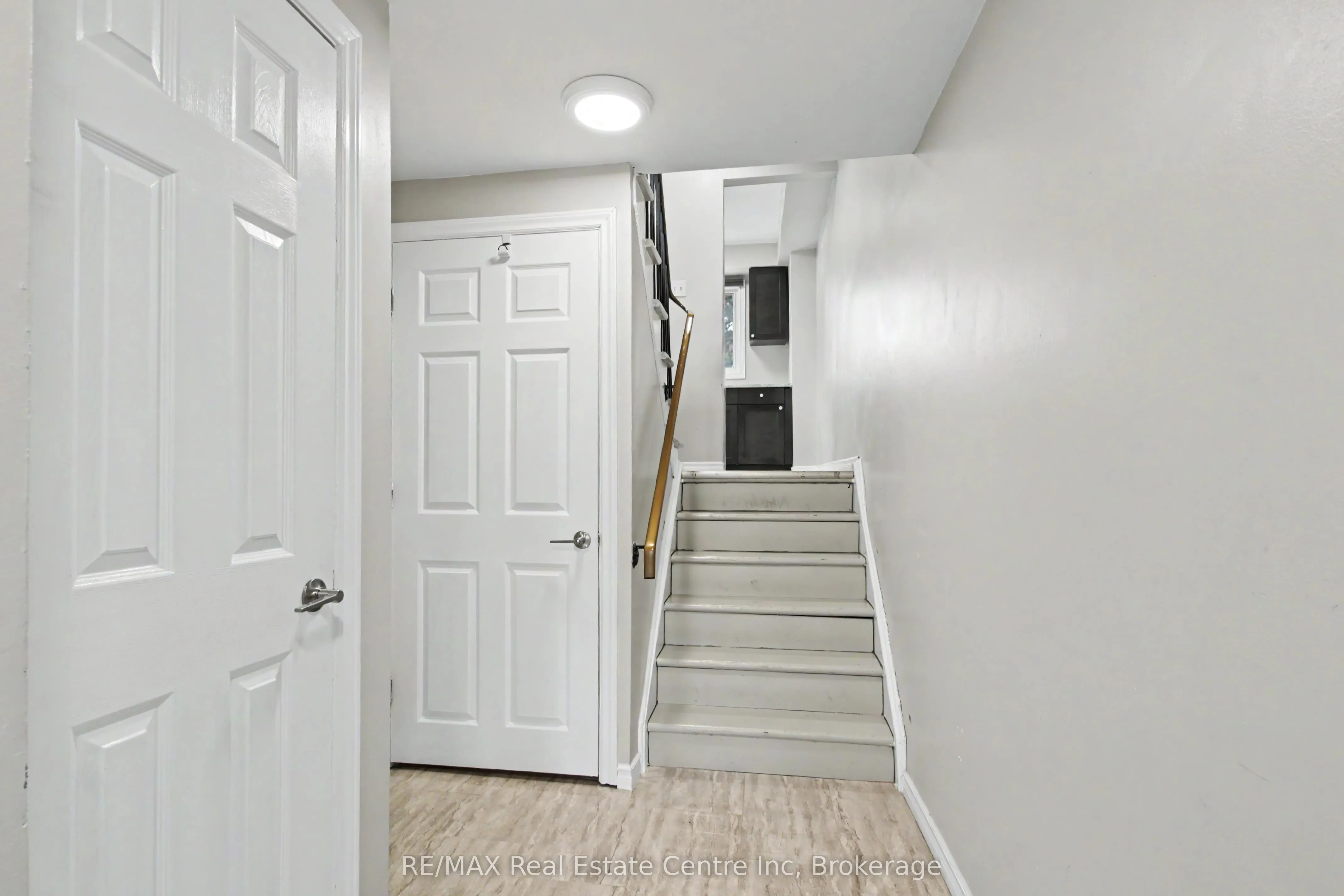 371 Bronte Street S #49