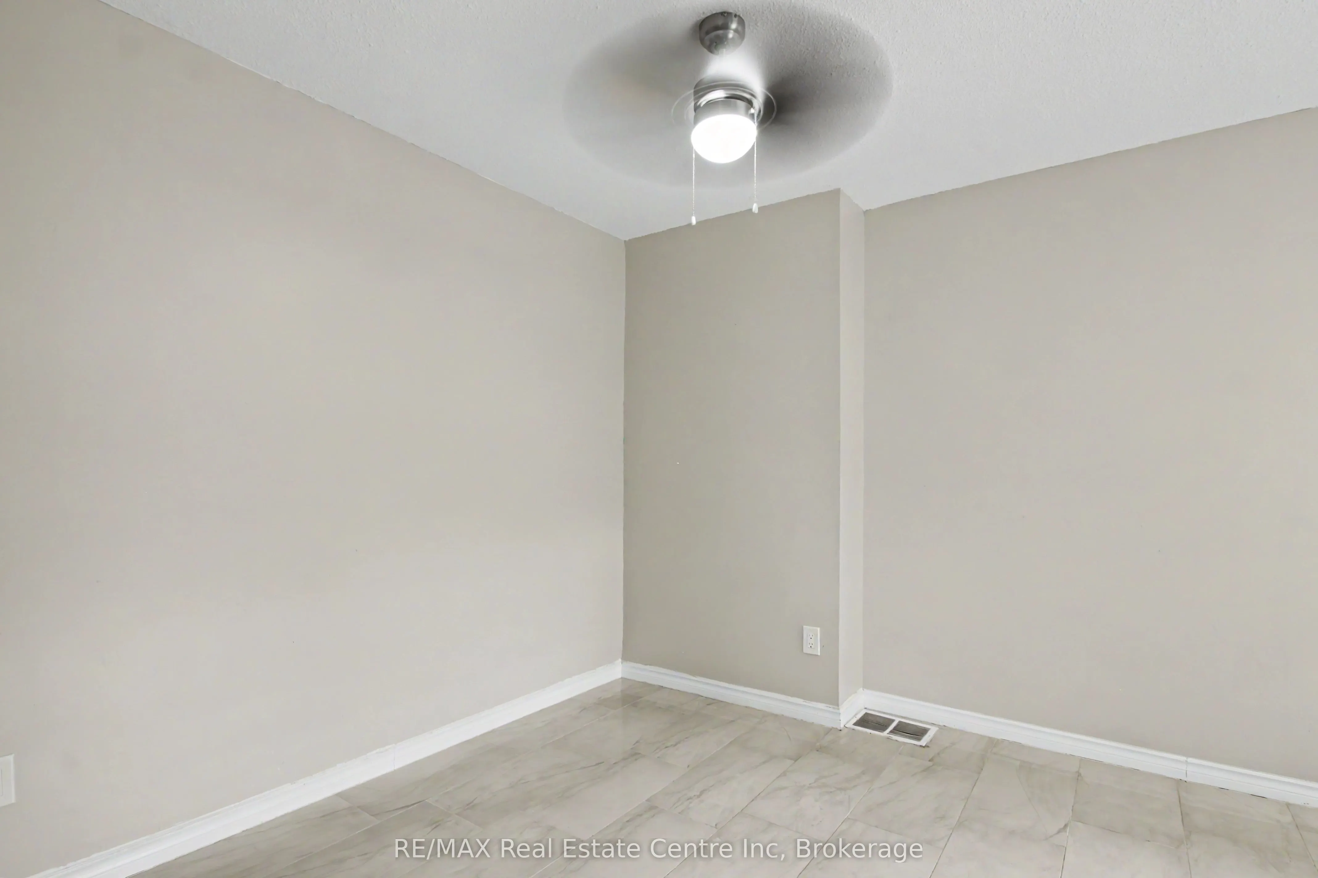 371 Bronte Street S #49