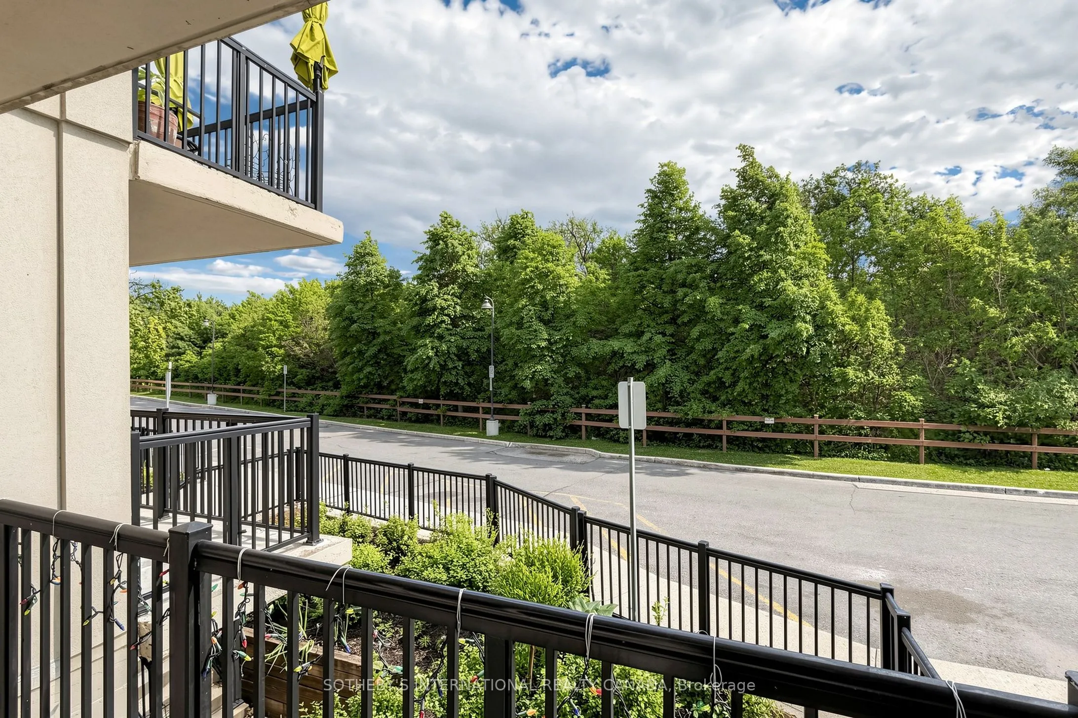 3035 Finch Avenue W #2012