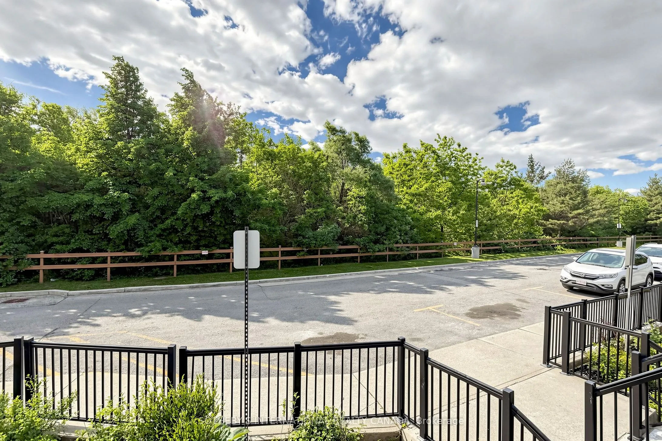 3035 Finch Avenue W #2012