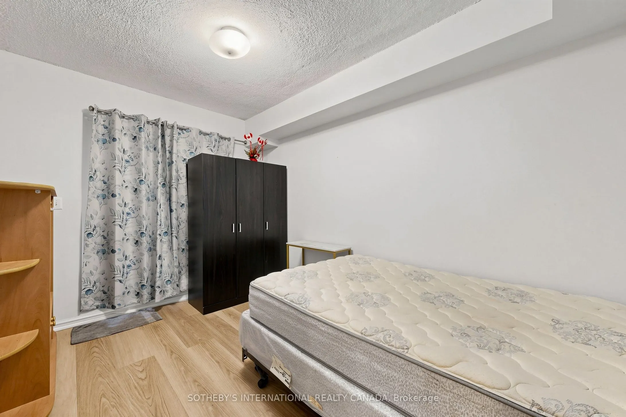 3035 Finch Avenue W #2012