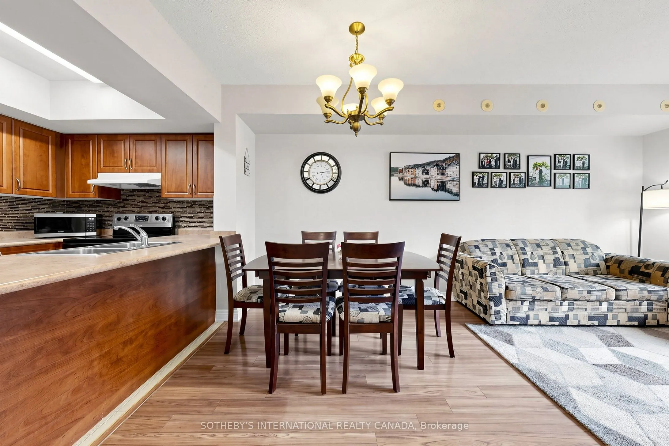 3035 Finch Avenue W #2012