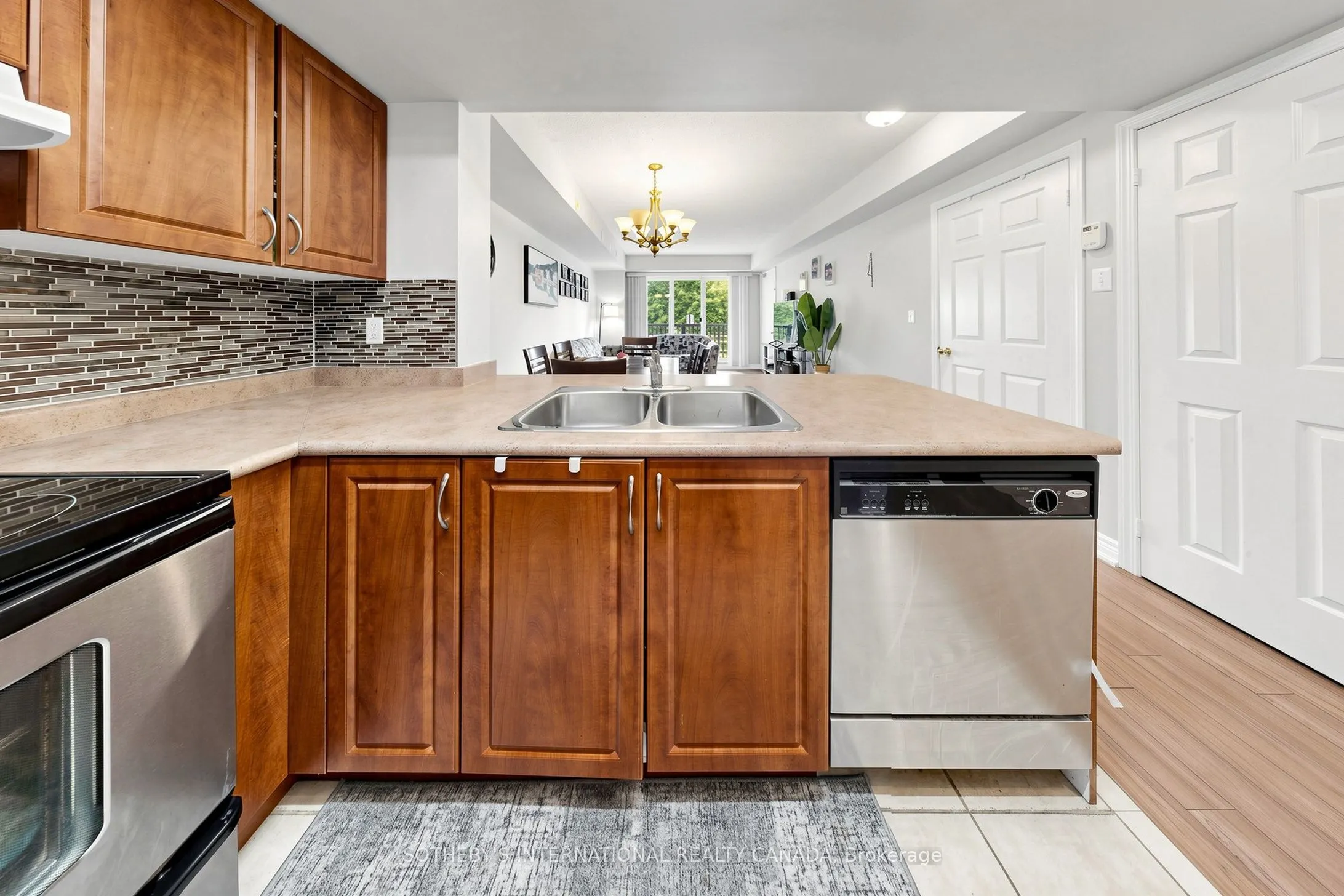 3035 Finch Avenue W #2012
