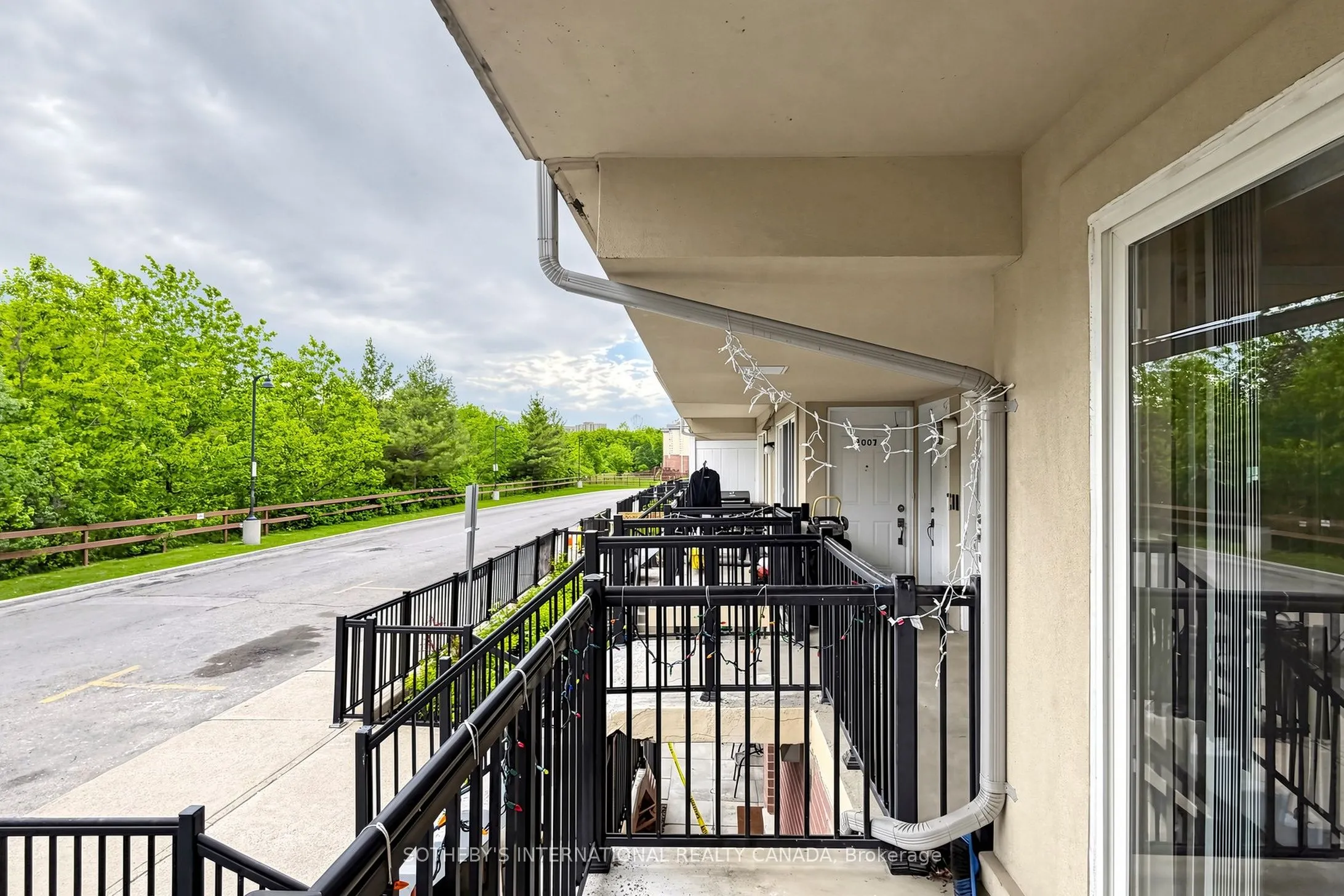 3035 Finch Avenue W #2012