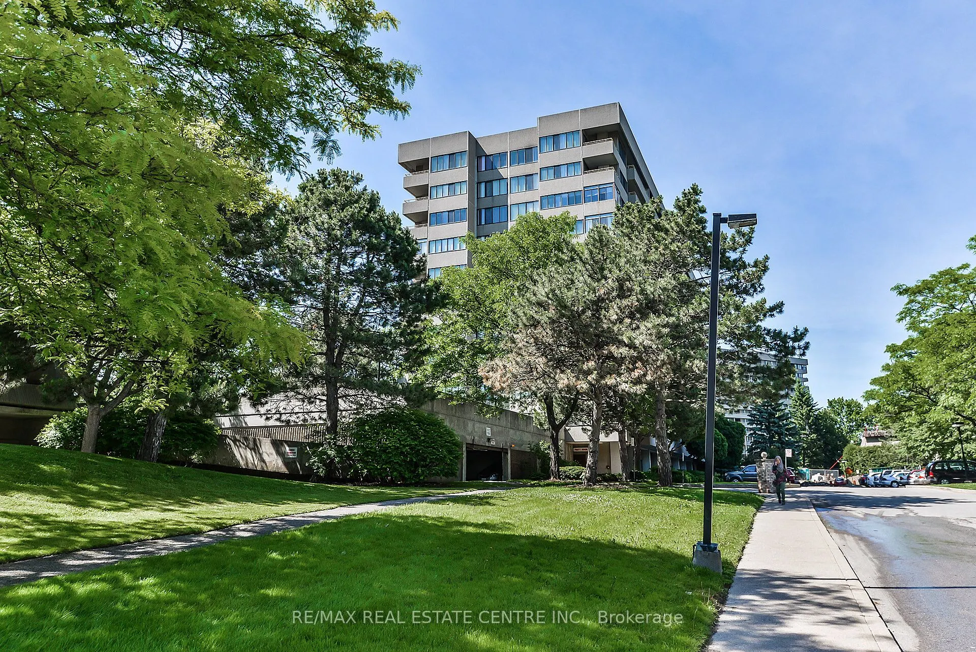 1320 Mississauga Valley Boulevard #410