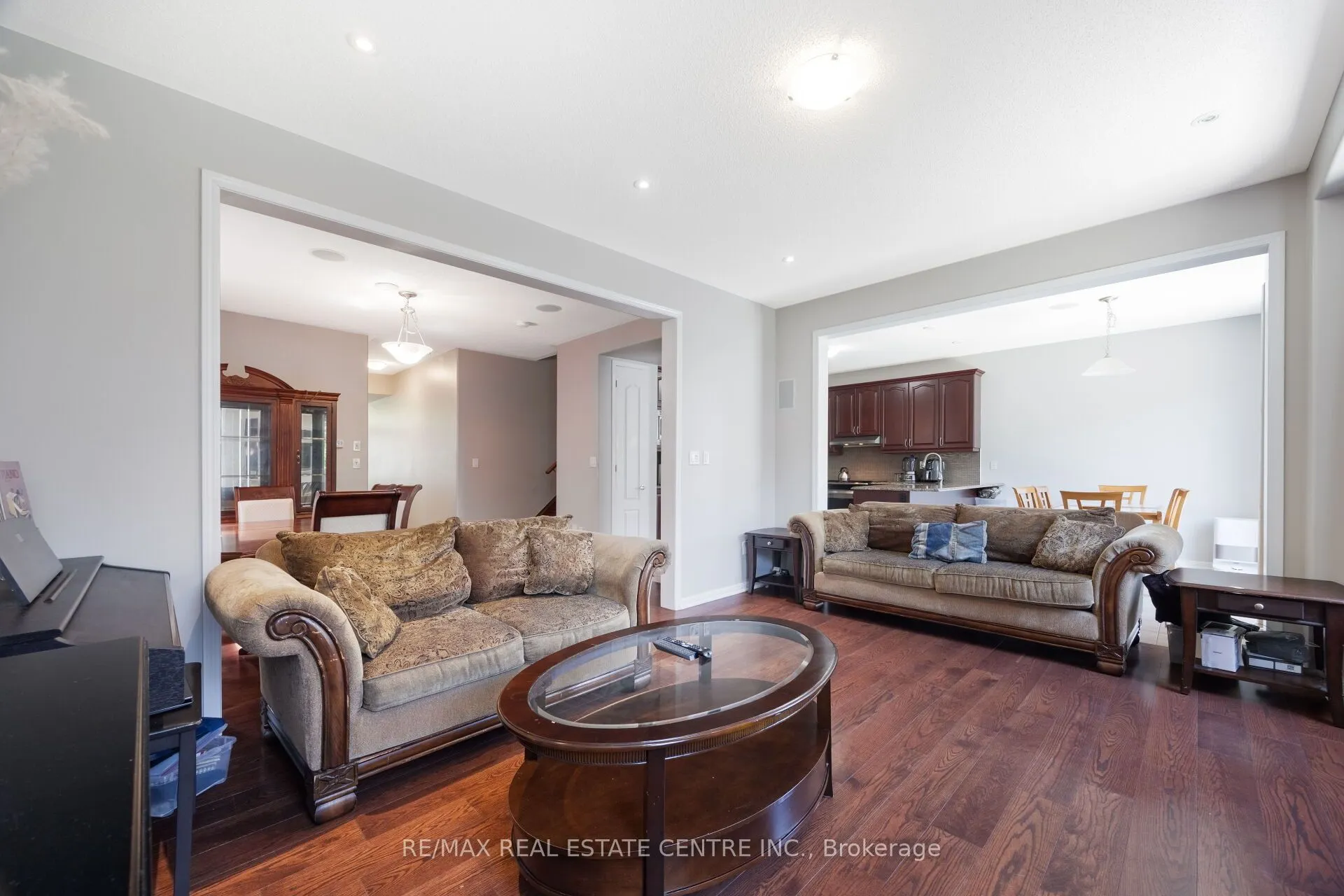 58 Seafair Crescent