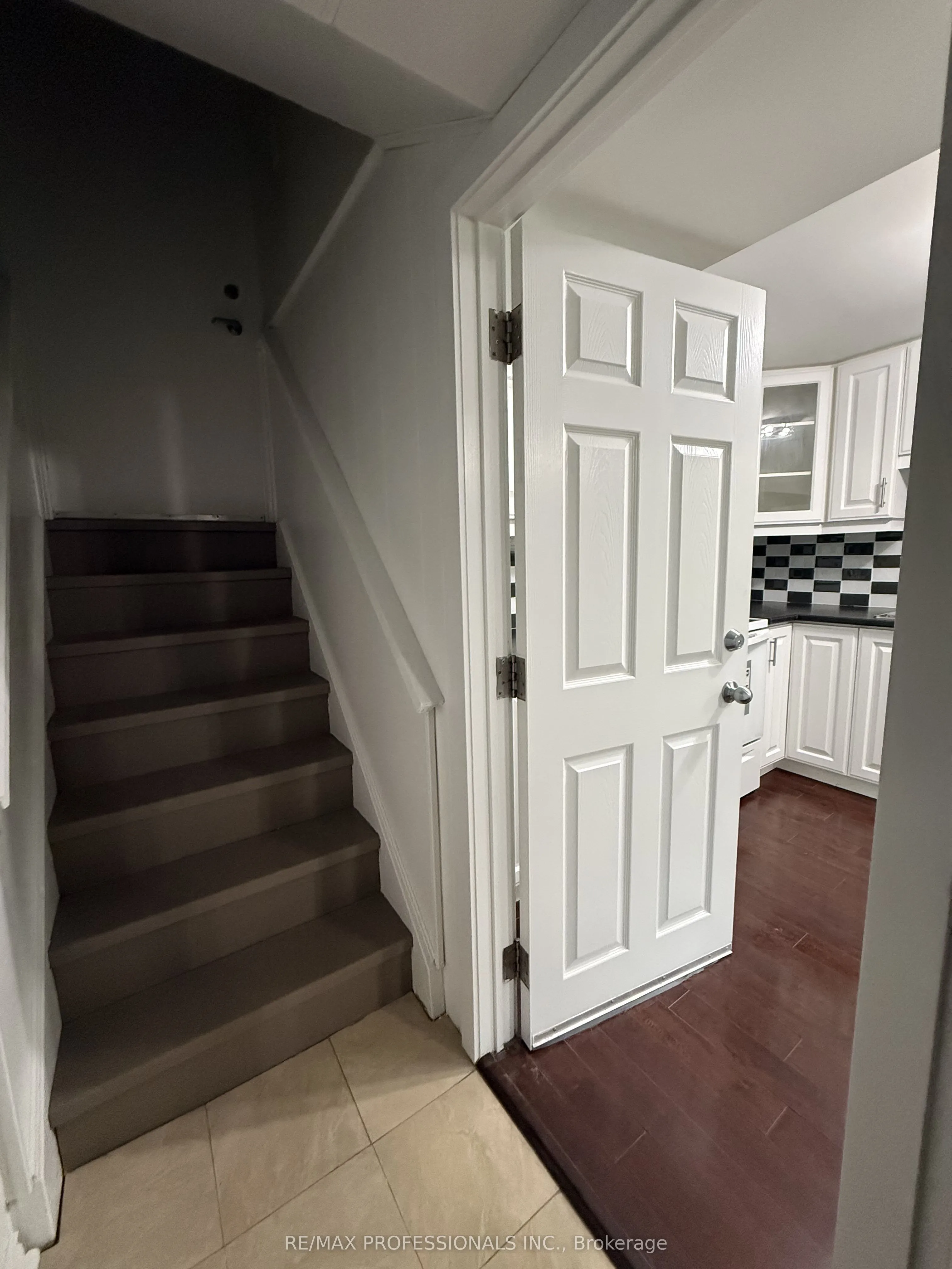 23 Dunwich Place #Basement