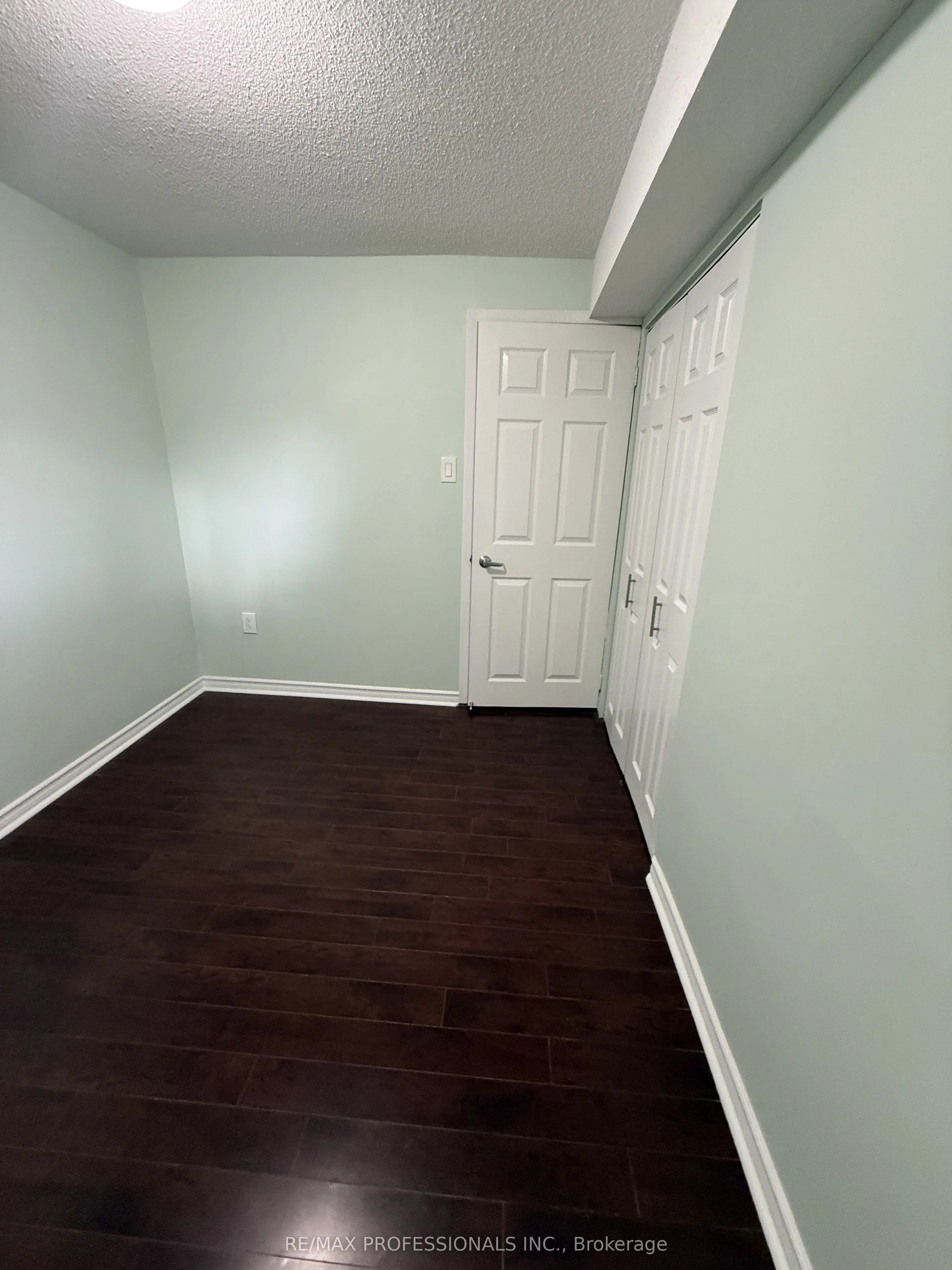 23 Dunwich Place #Basement