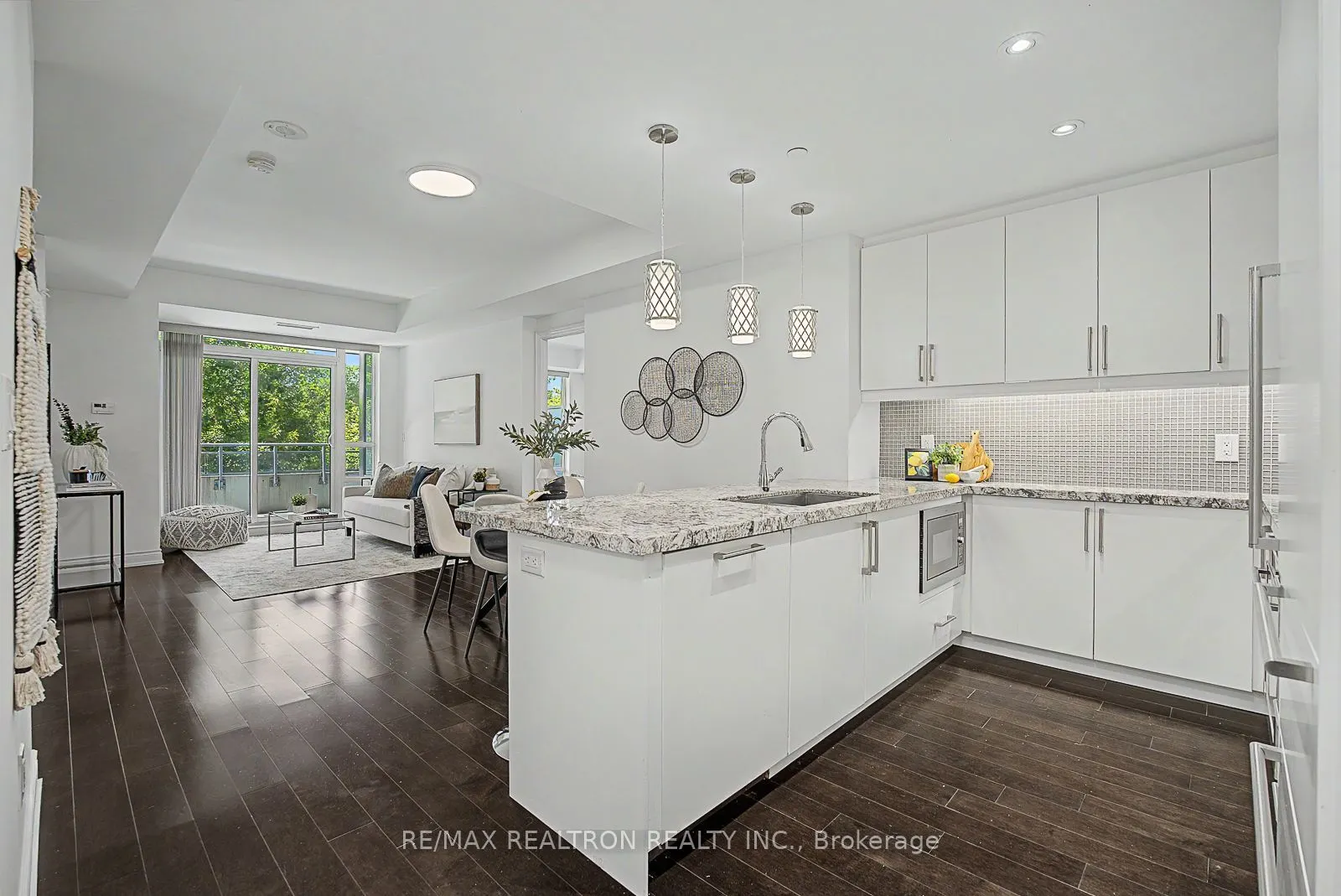 3500 Lakeshore Road W #229