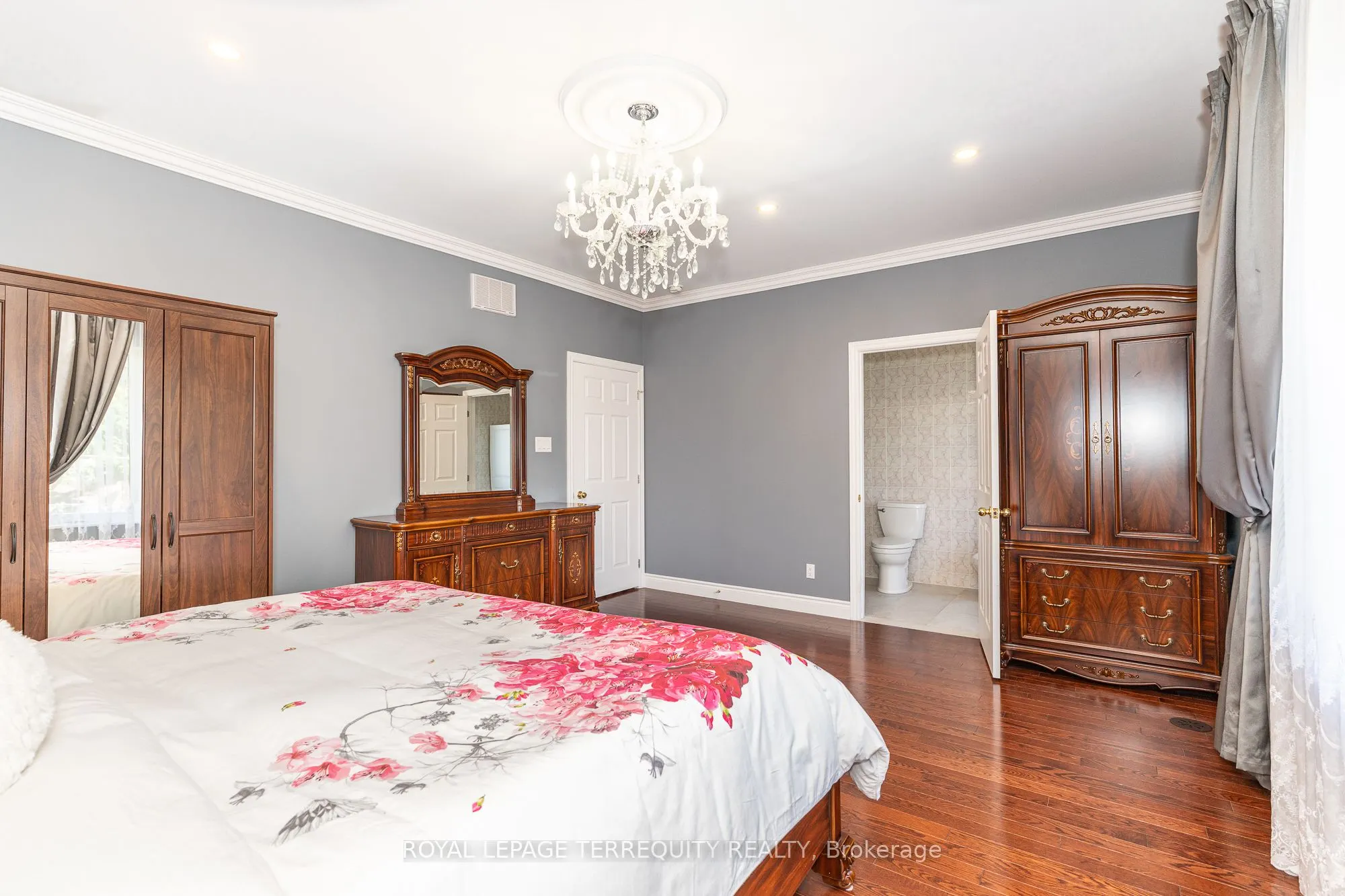 3 Gair Drive