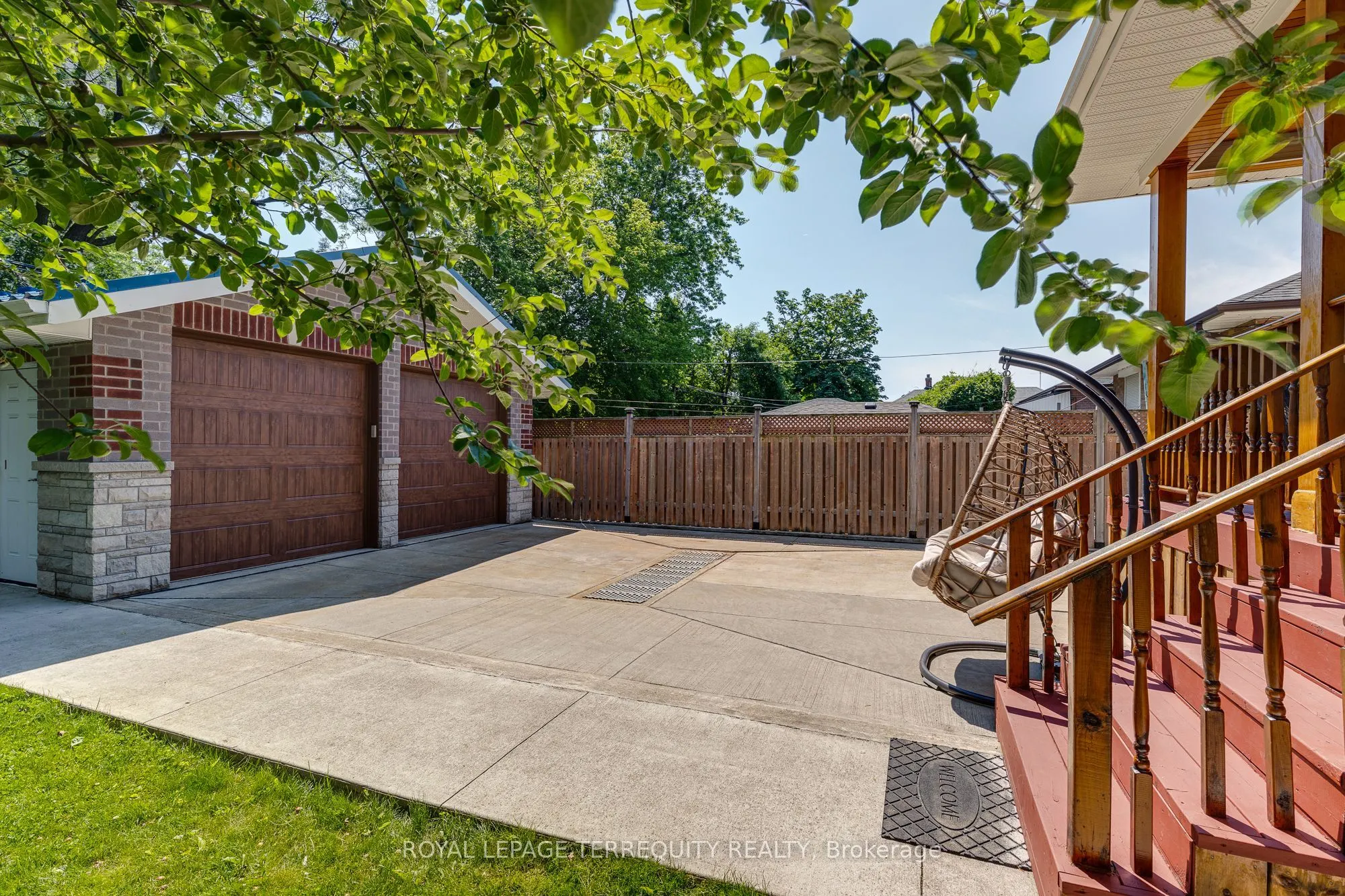 3 Gair Drive