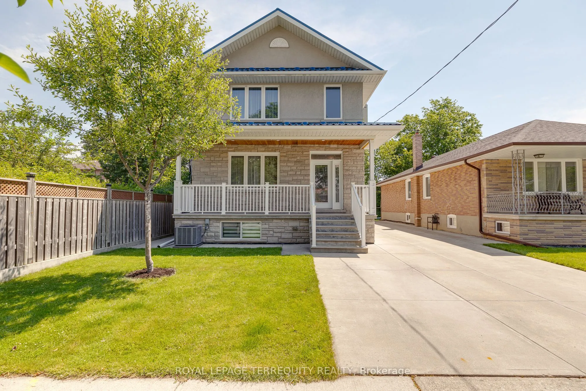 3 Gair Drive