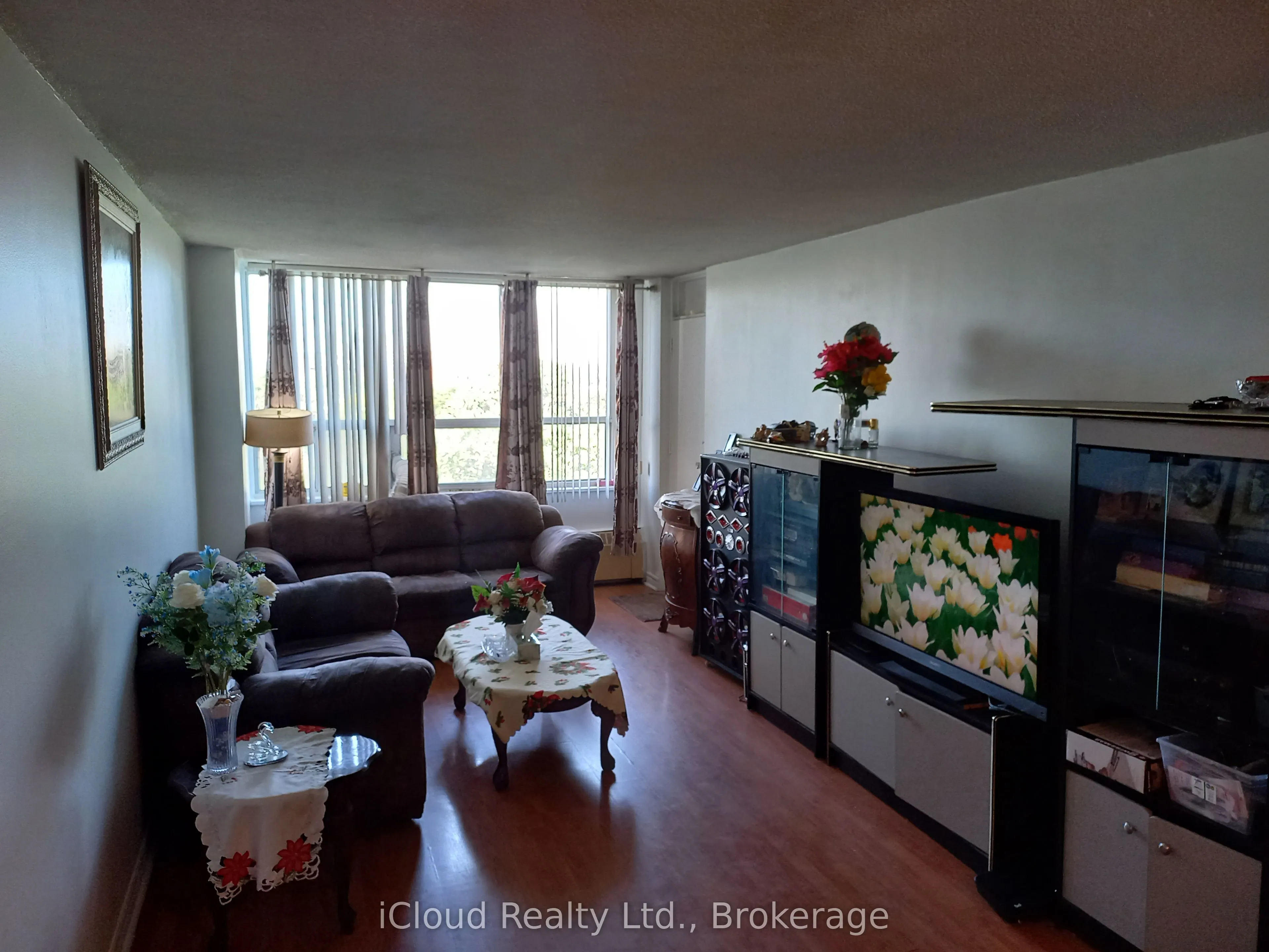 390 Dixon Road #806