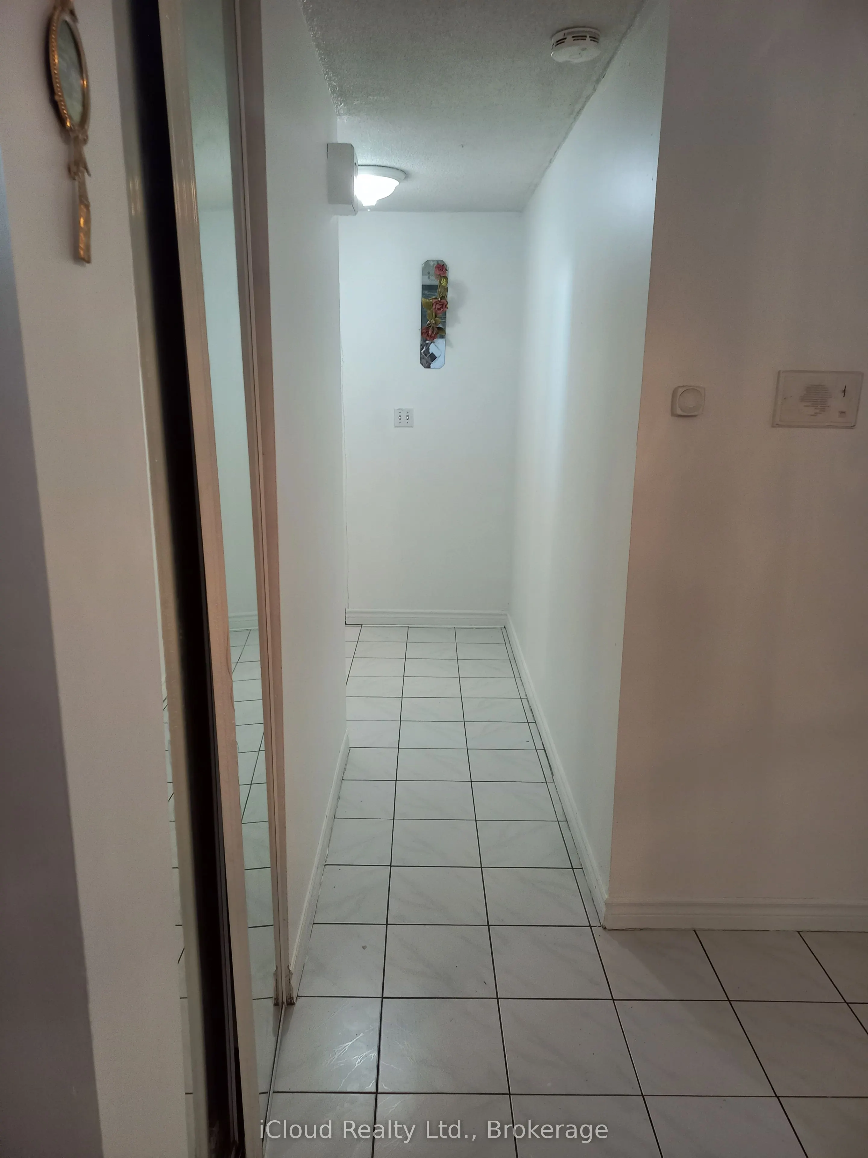 390 Dixon Road #806
